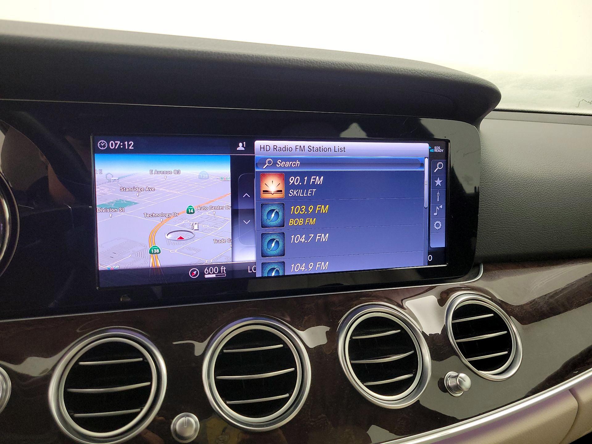 Thumbnail: 2019 Mercedes-Benz E-Class - 16