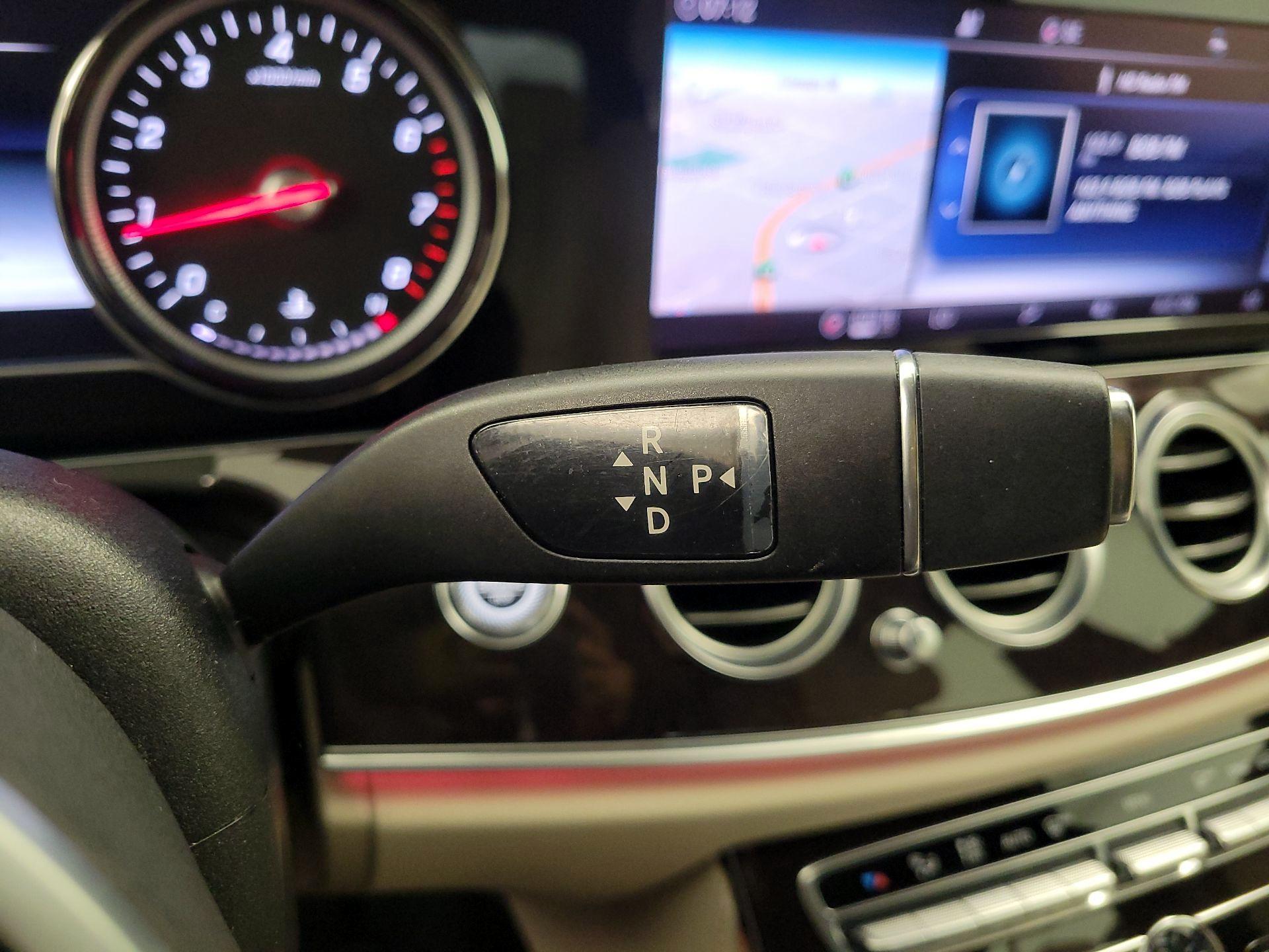 Thumbnail: 2019 Mercedes-Benz E-Class - 18