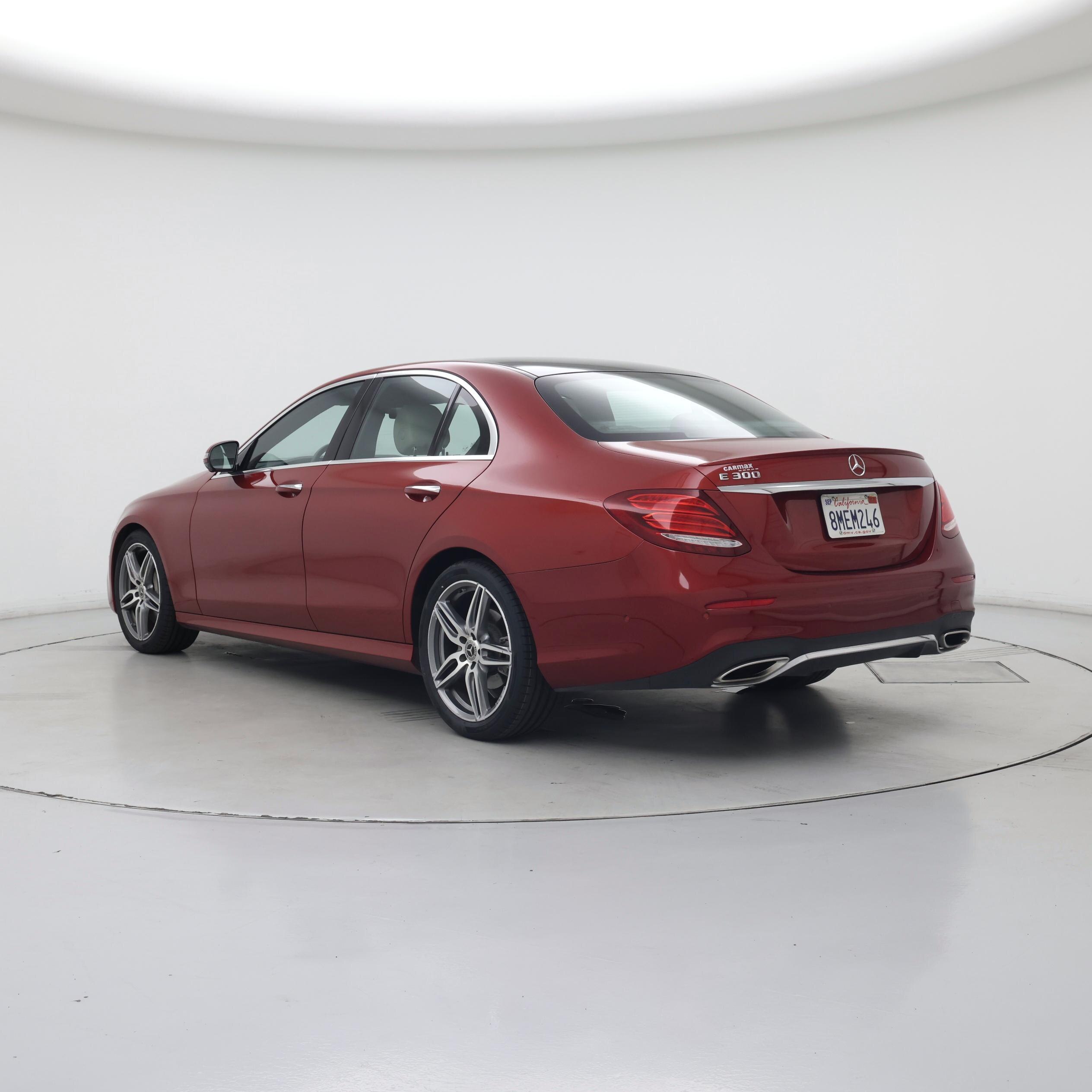 Thumbnail: 2019 Mercedes-Benz E-Class - 2