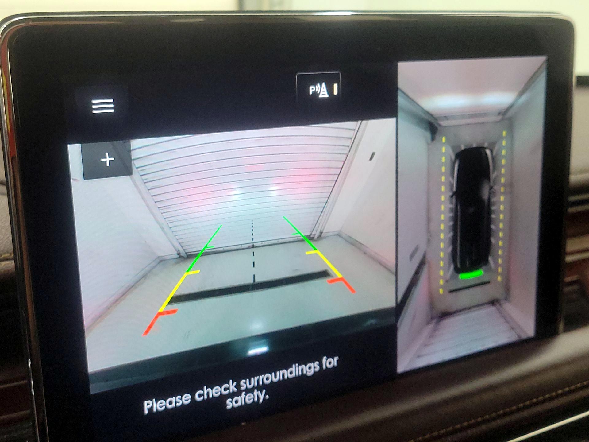 Thumbnail: 2020 Lincoln Aviator - 14