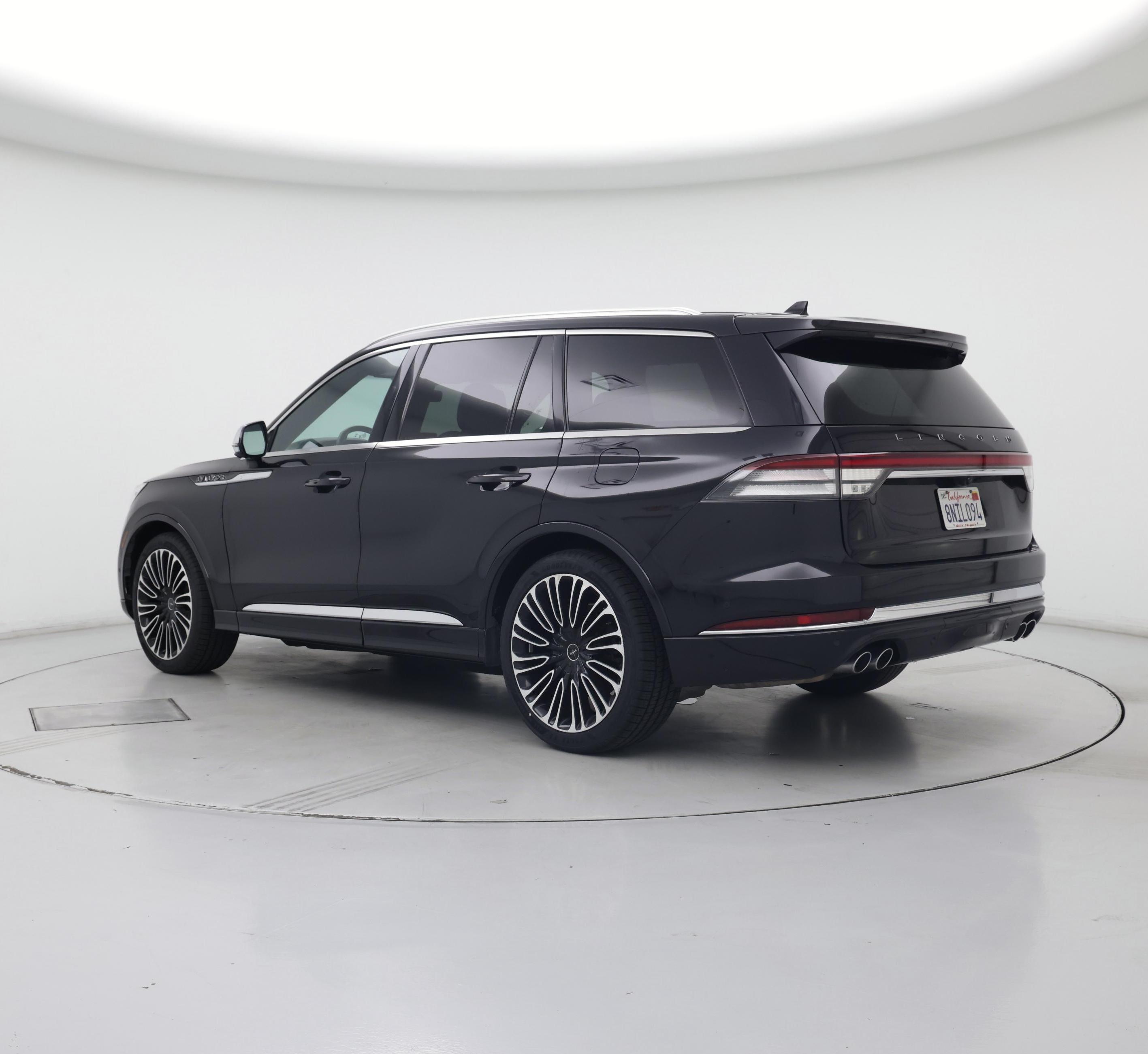 Thumbnail: 2020 Lincoln Aviator - 2