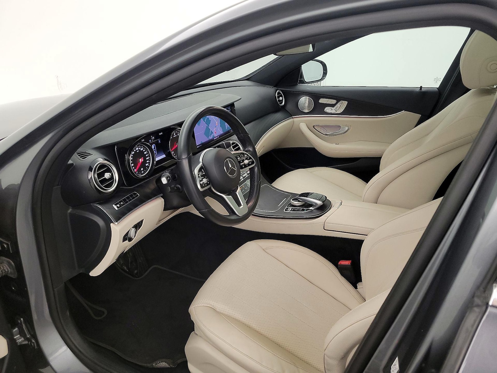 2019 Mercedes-Benz E-Class E300 - Photo 10
