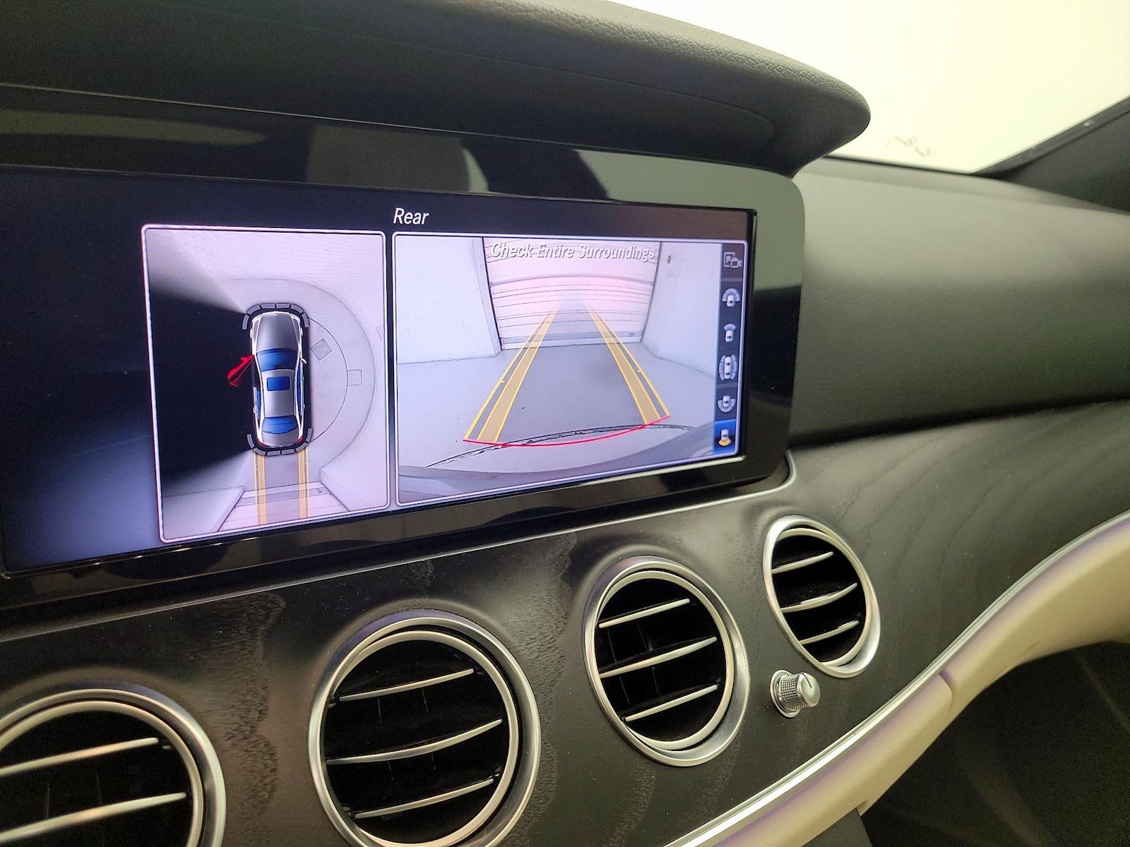 2019 Mercedes-Benz E-Class E300 - Photo 14