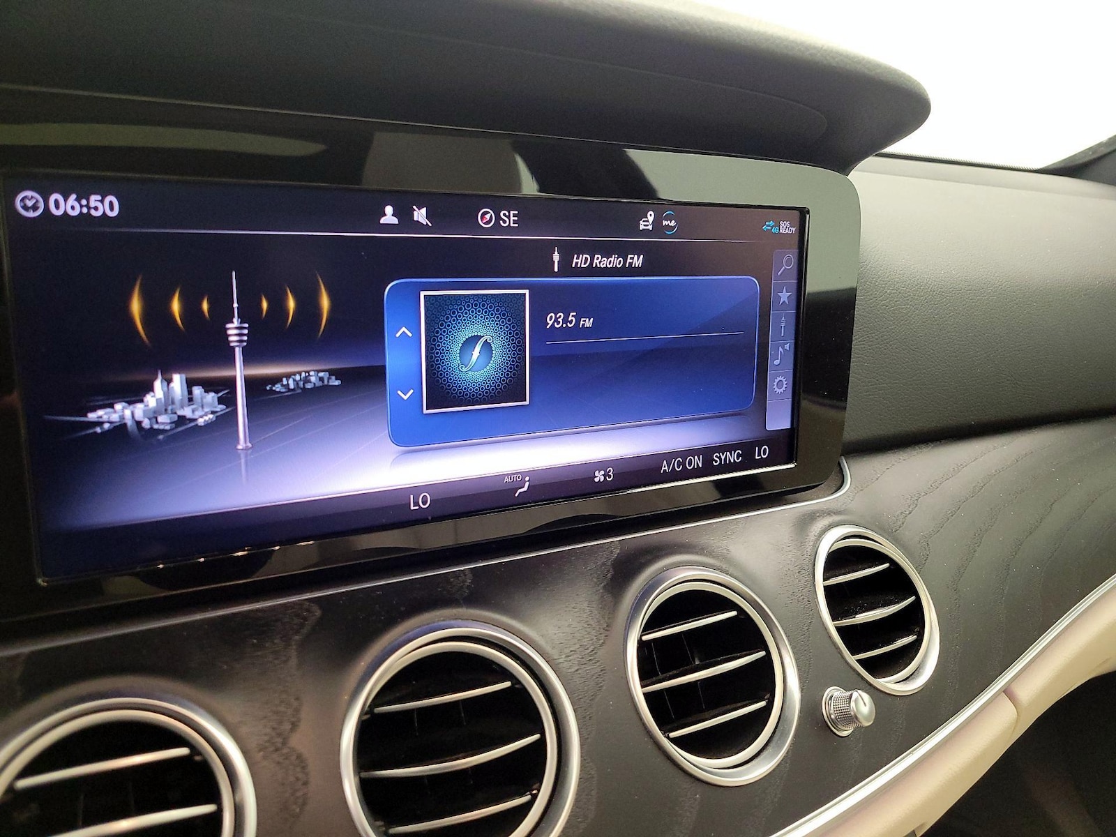 2019 Mercedes-Benz E-Class E300 - Photo 15