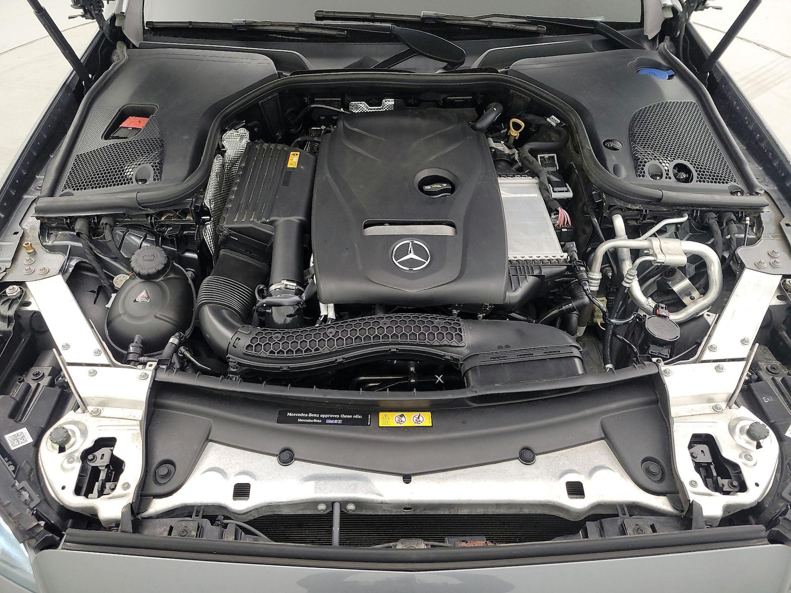 2019 Mercedes-Benz E-Class E300 - Photo 21