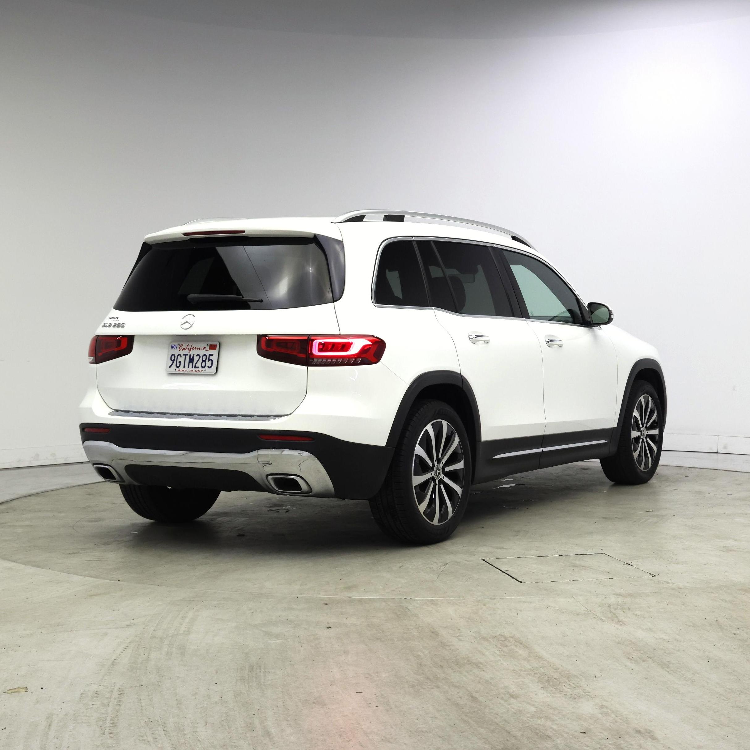 Thumbnail: 2021 Mercedes-Benz GLB - 8