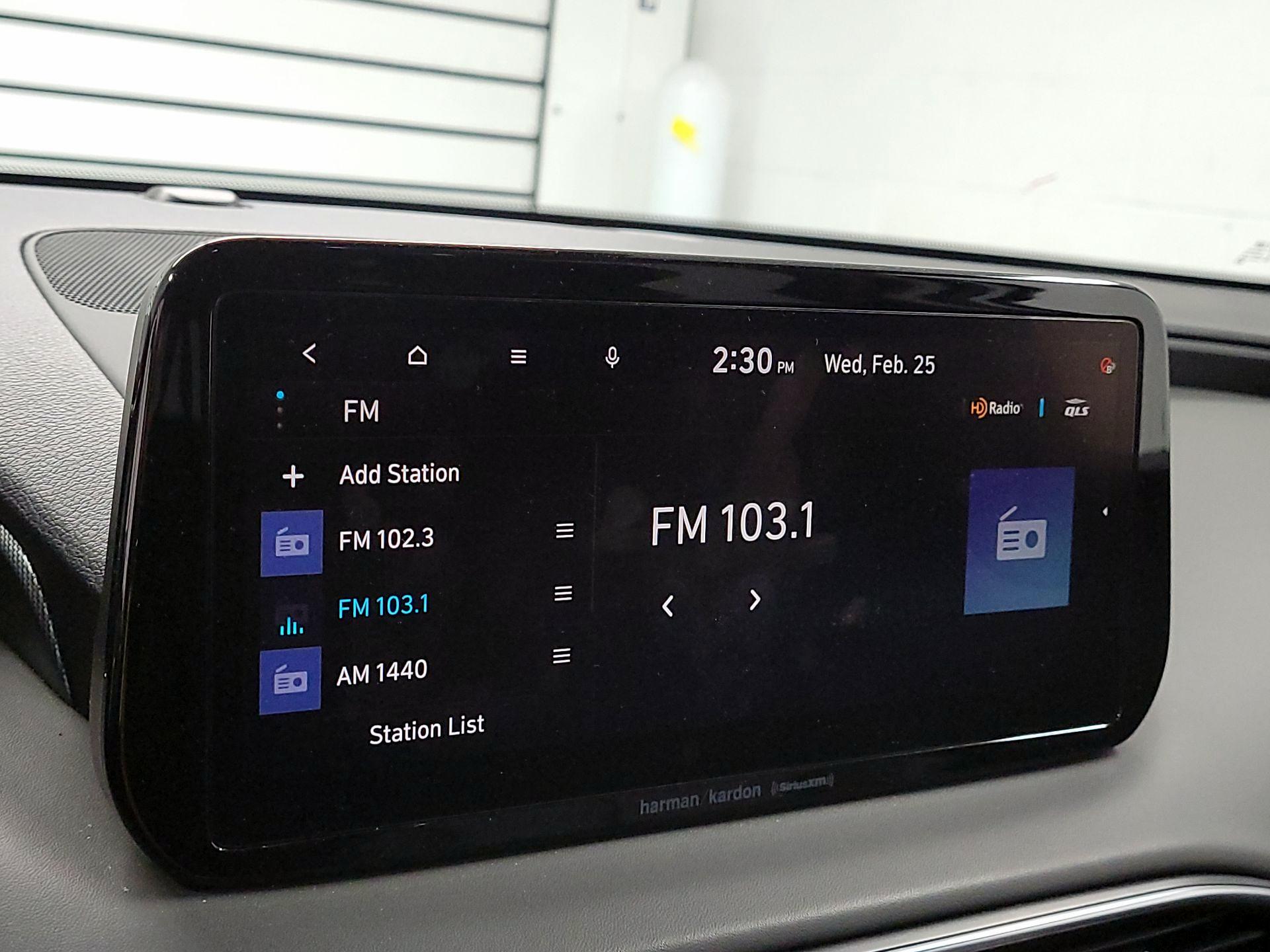 Thumbnail: 2023 Hyundai Santa Fe - 16