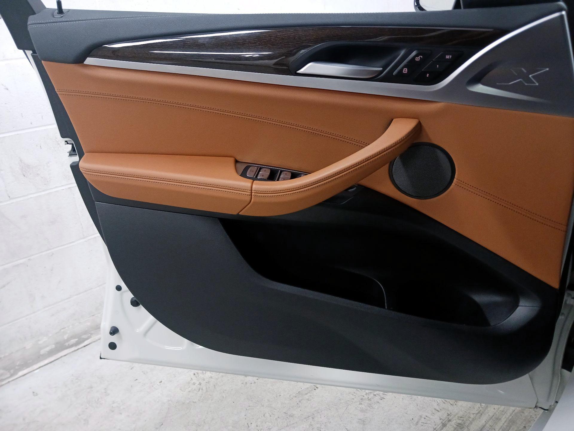 Thumbnail: 2021 BMW X3 - 12
