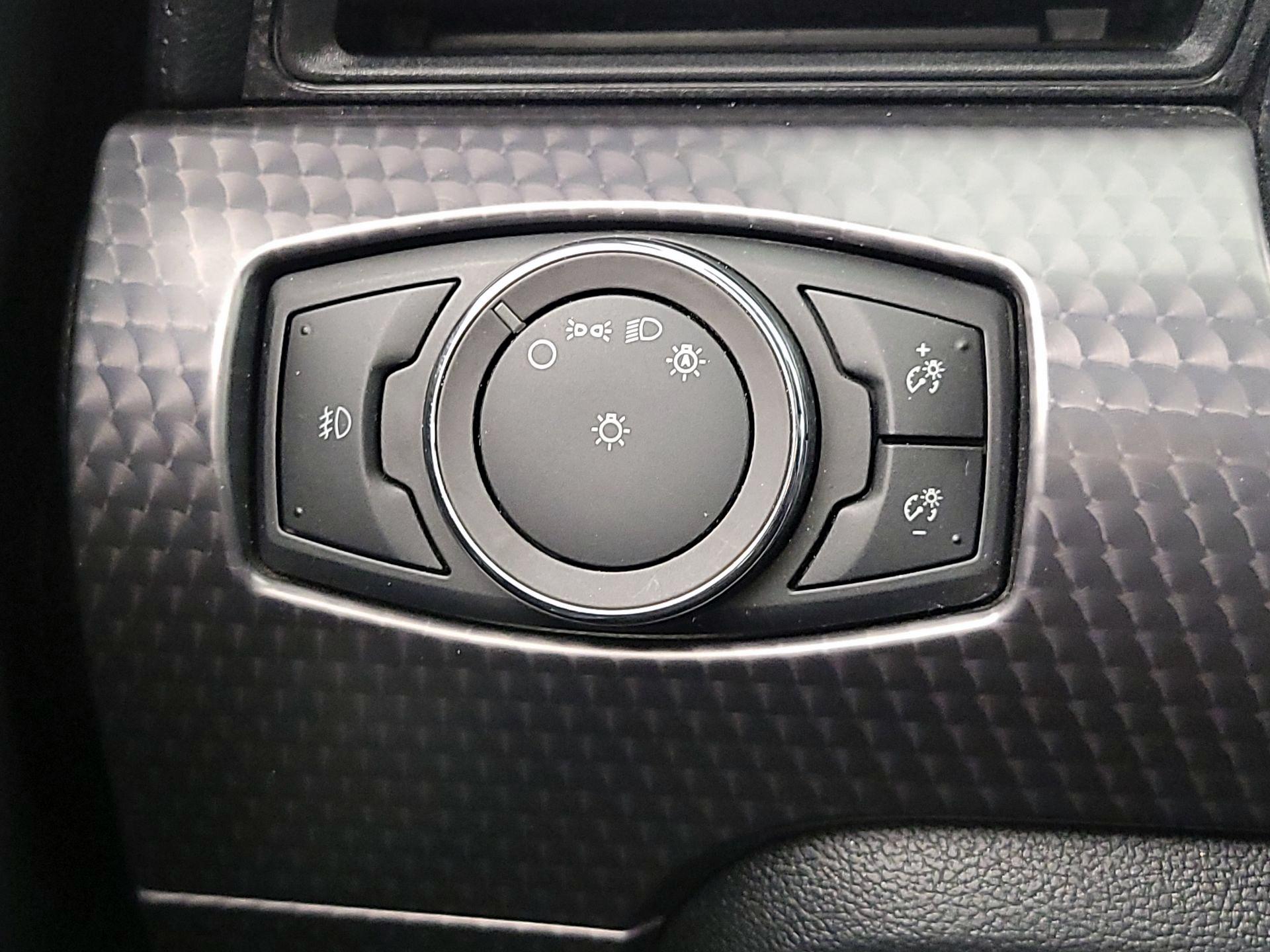 Thumbnail: 2018 Ford Mustang - 13