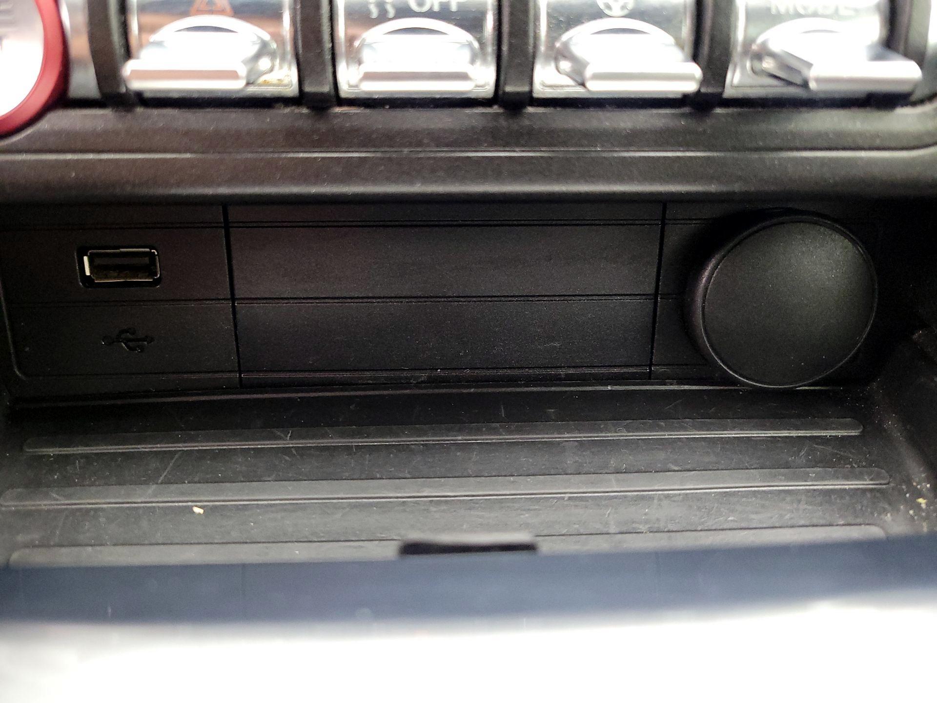 Thumbnail: 2018 Ford Mustang - 18