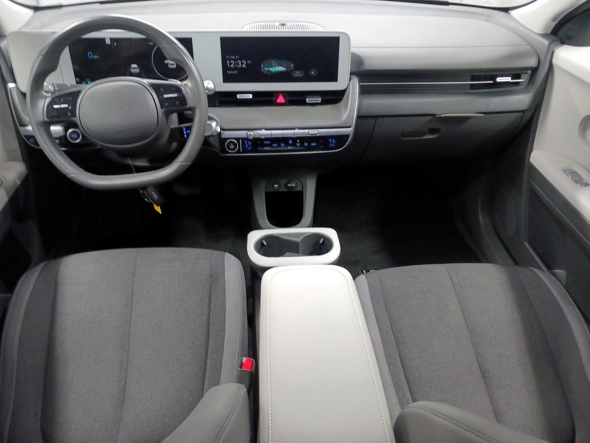 Thumbnail: 2022 Hyundai Ioniq 5 - 9