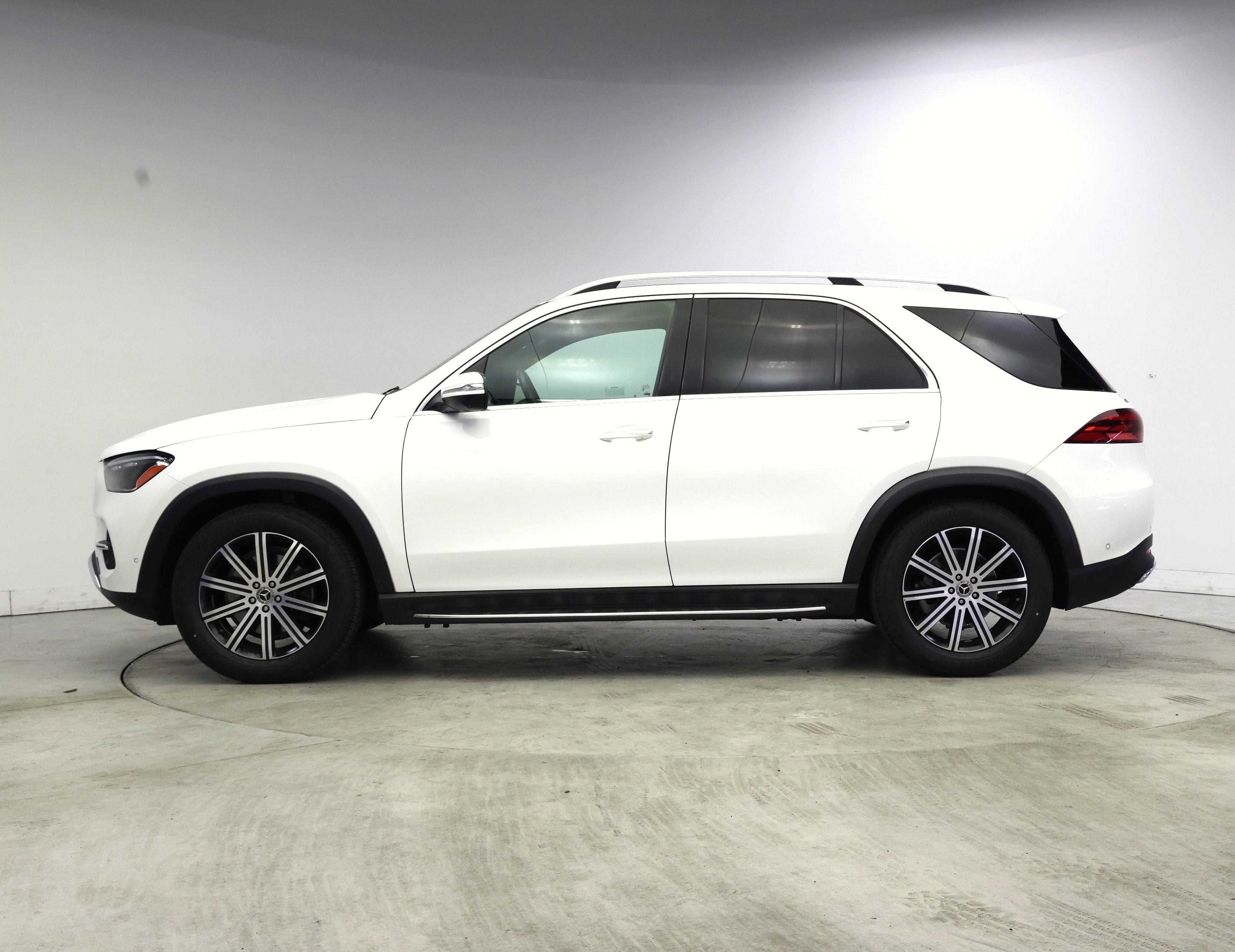 Thumbnail: 2024 Mercedes-Benz GLE - 3