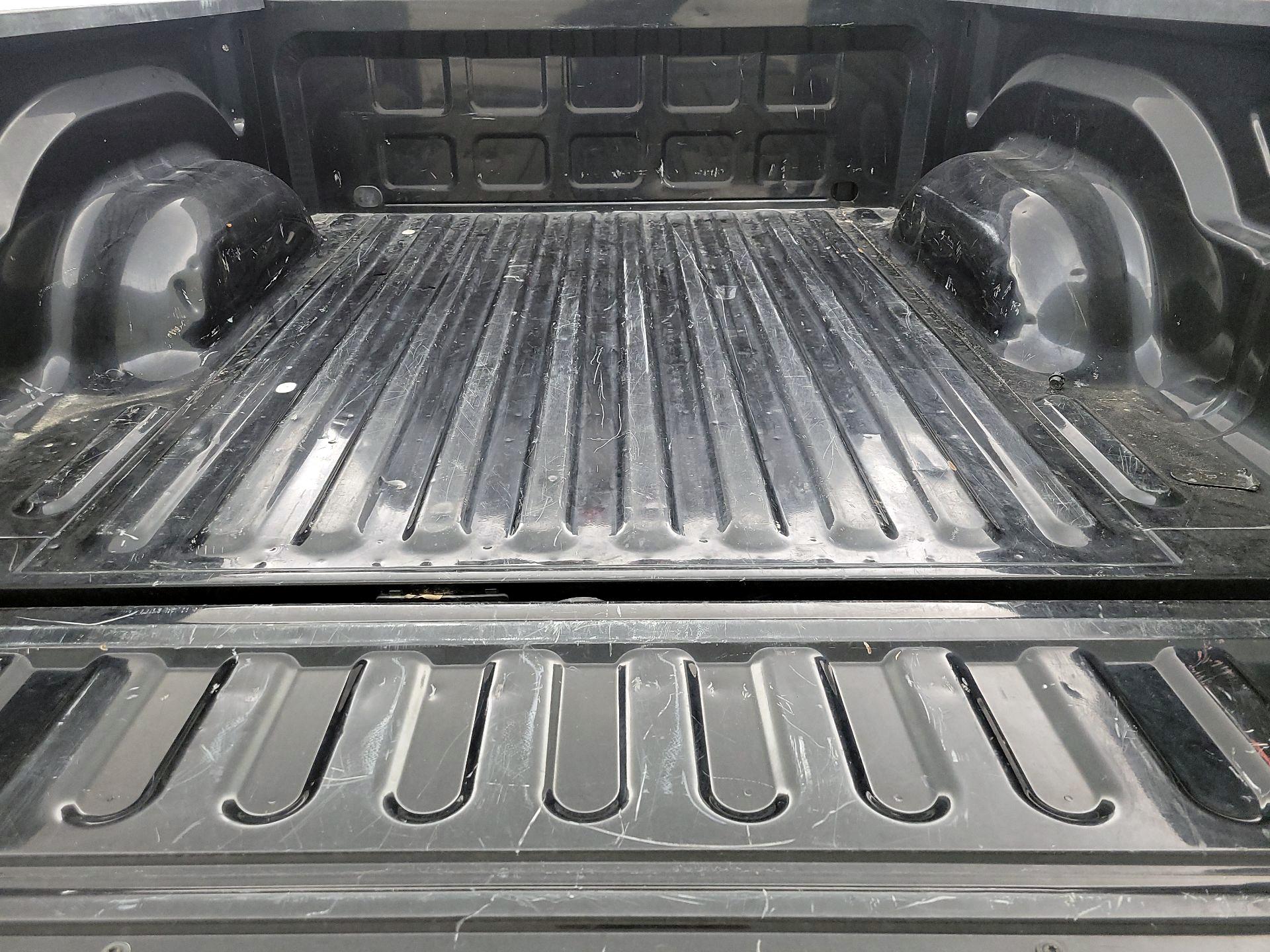 Thumbnail: 2019 RAM 1500 Classic - 20