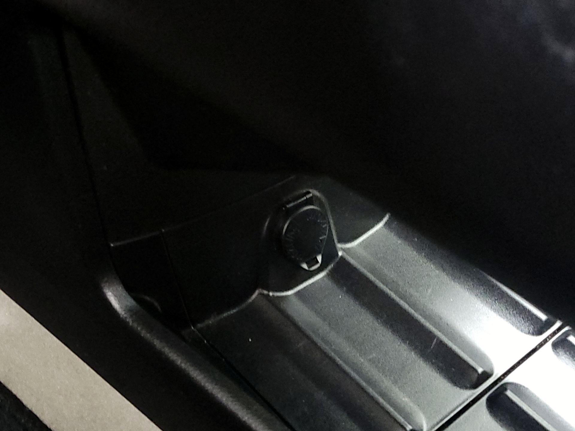 Thumbnail: 2015 Lexus RX - 19