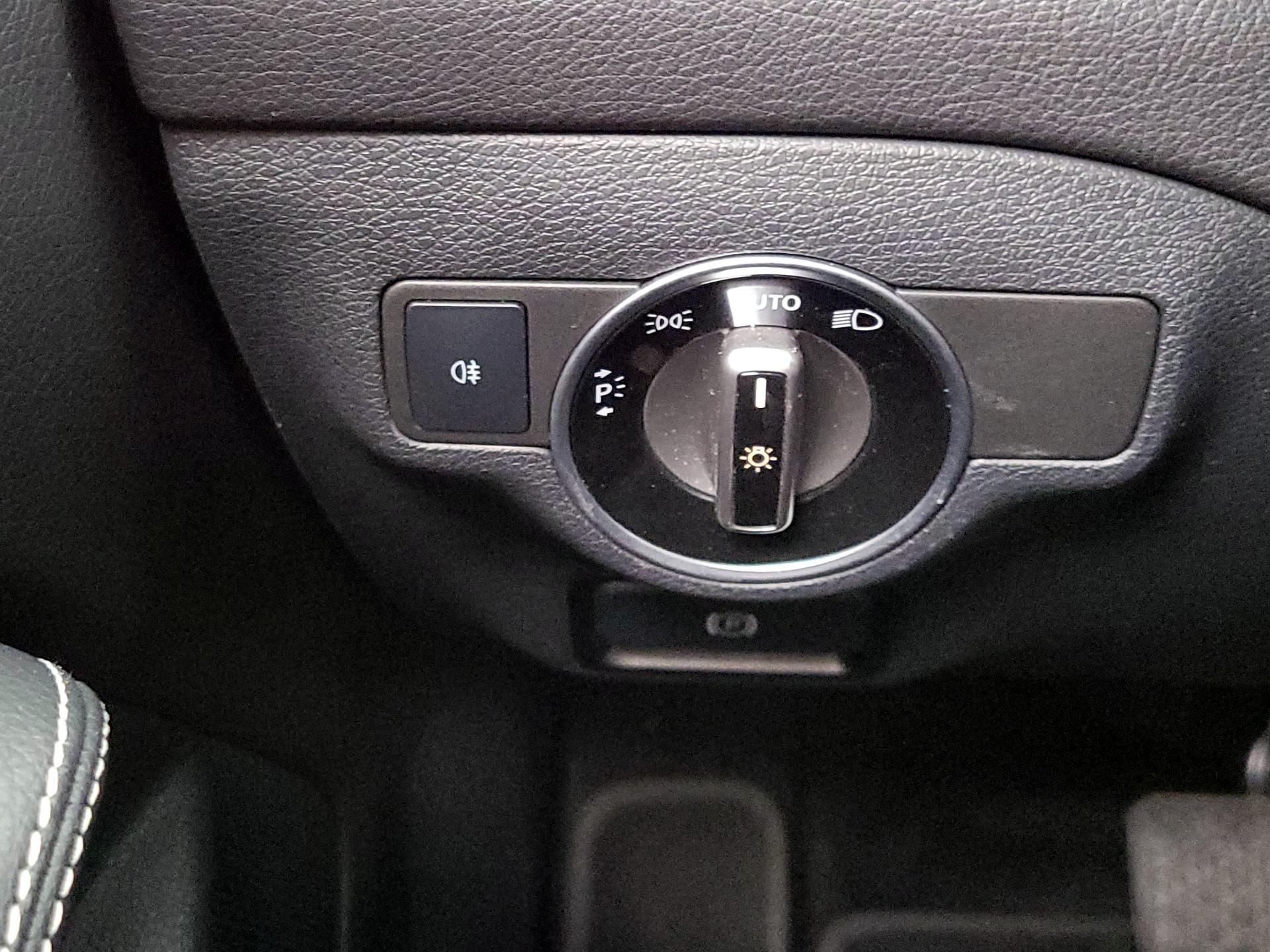 Thumbnail: 2016 Mercedes-Benz CLA - 13