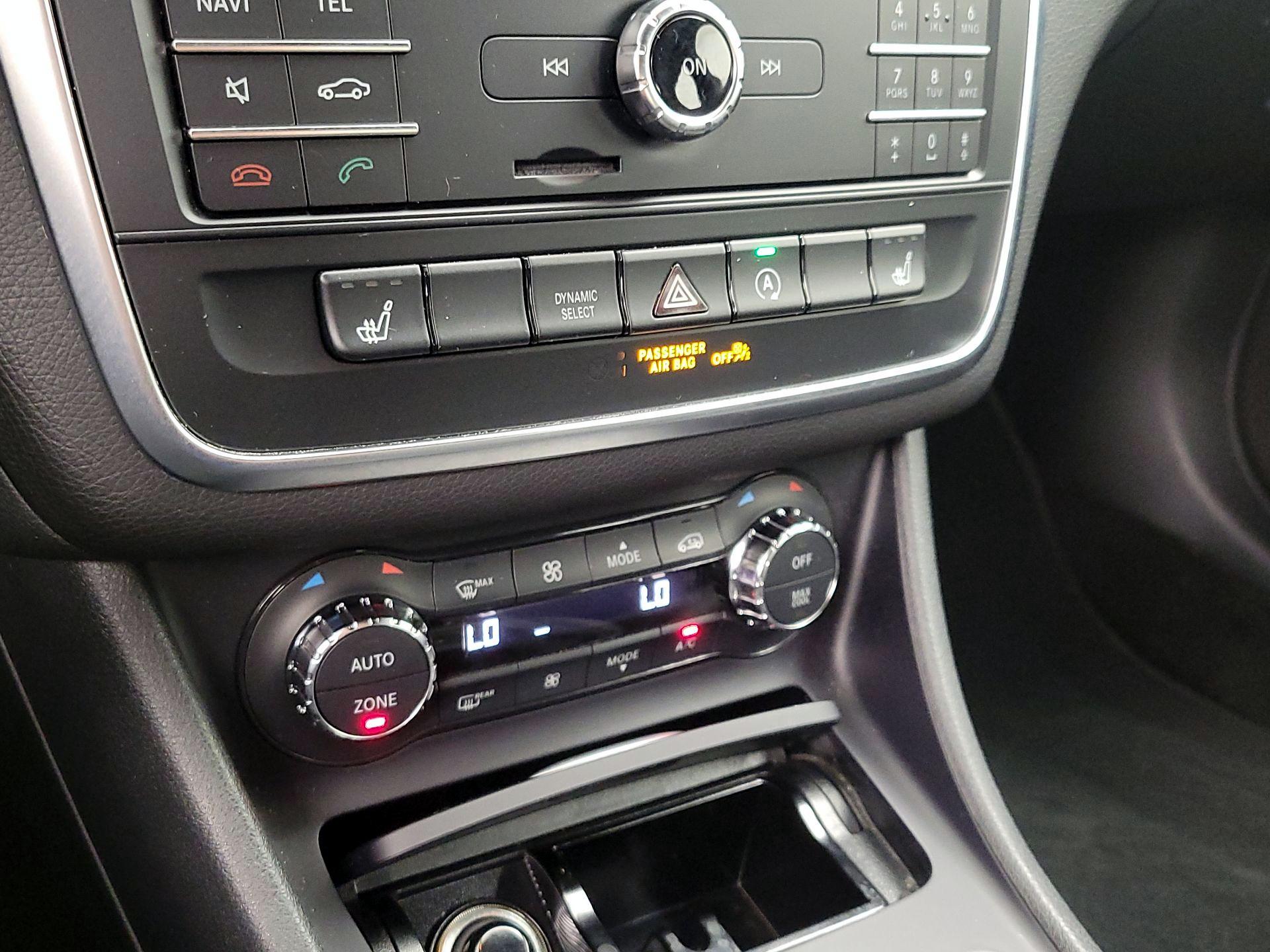 Thumbnail: 2016 Mercedes-Benz CLA - 16