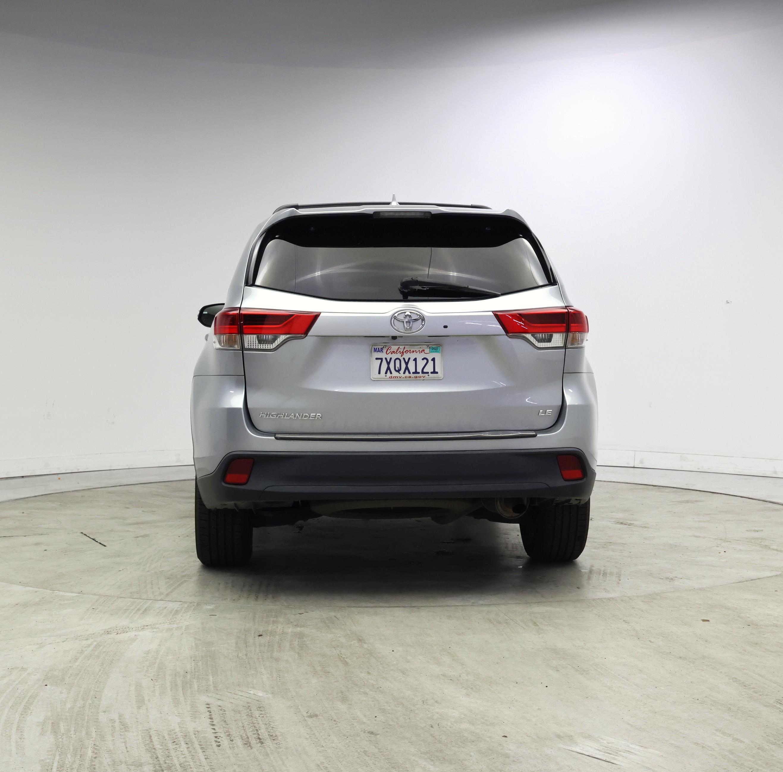 Thumbnail: 2017 Toyota Highlander - 6