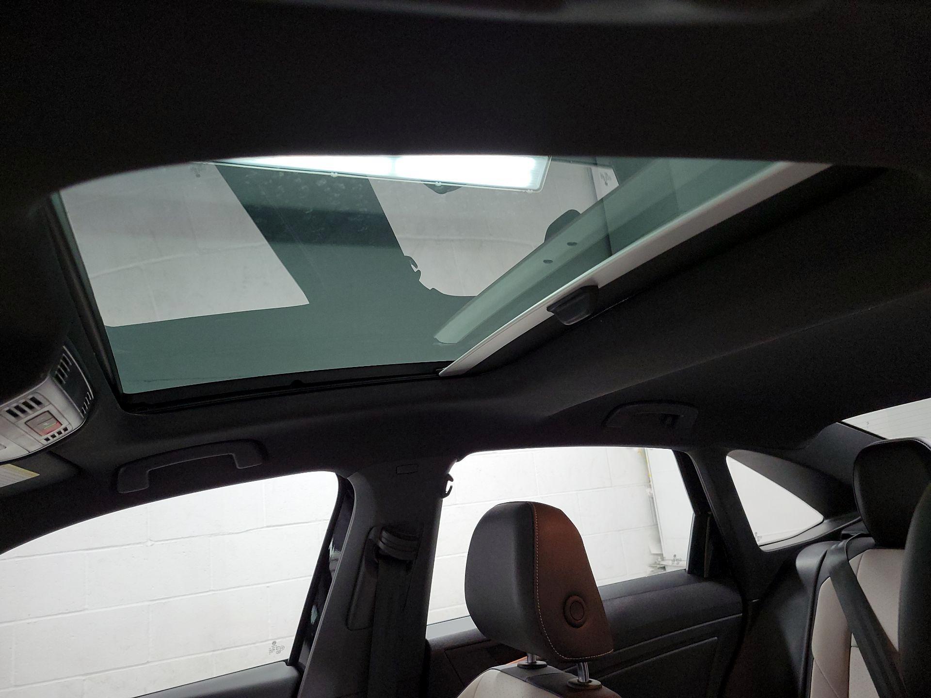 Thumbnail: 2021 Volkswagen Jetta - 19