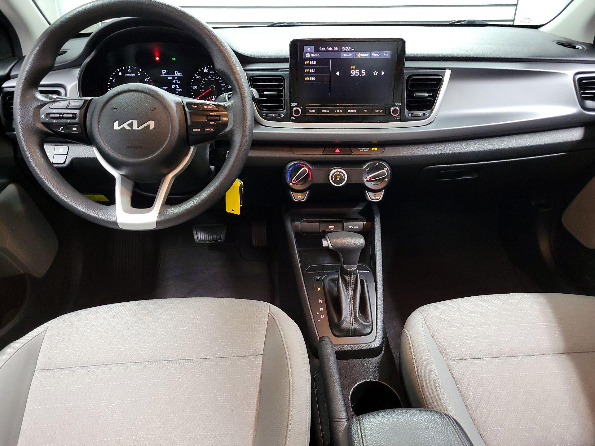 Thumbnail: 2022 Kia Rio - 9