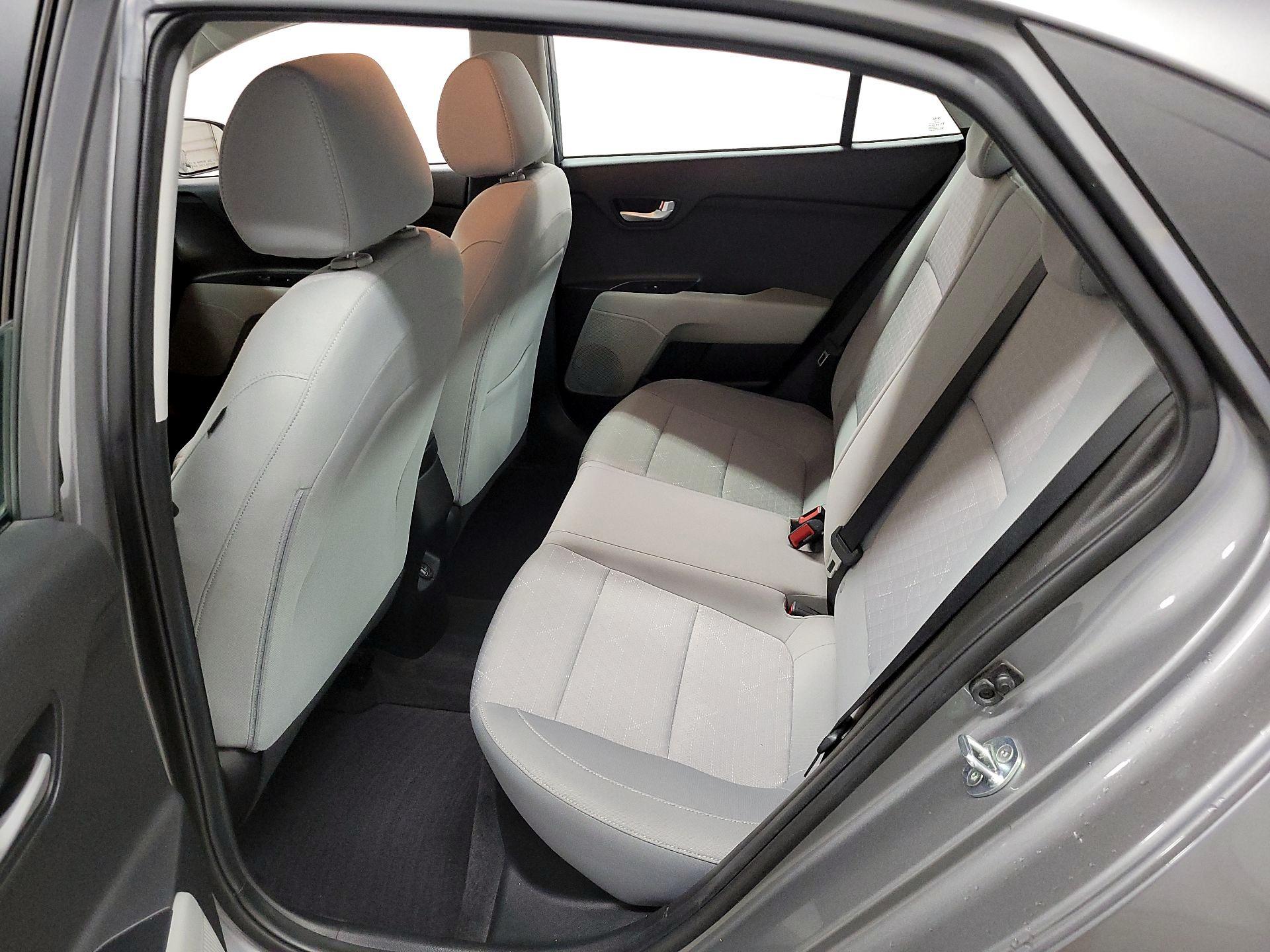 Thumbnail: 2022 Kia Rio - 19