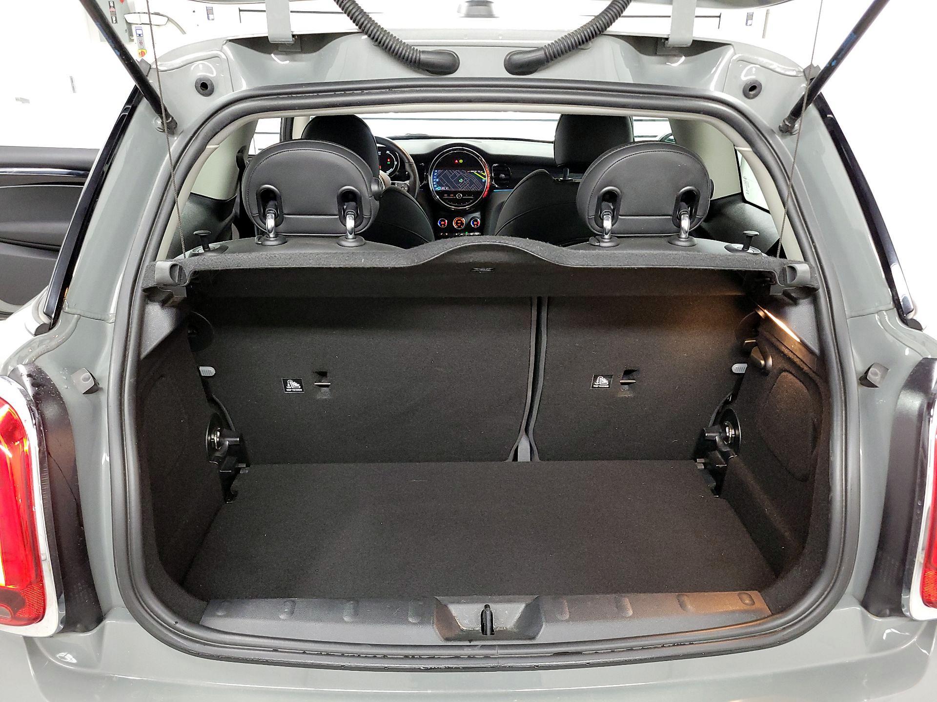 Thumbnail: 2022 MINI Cooper Hardtop - 20