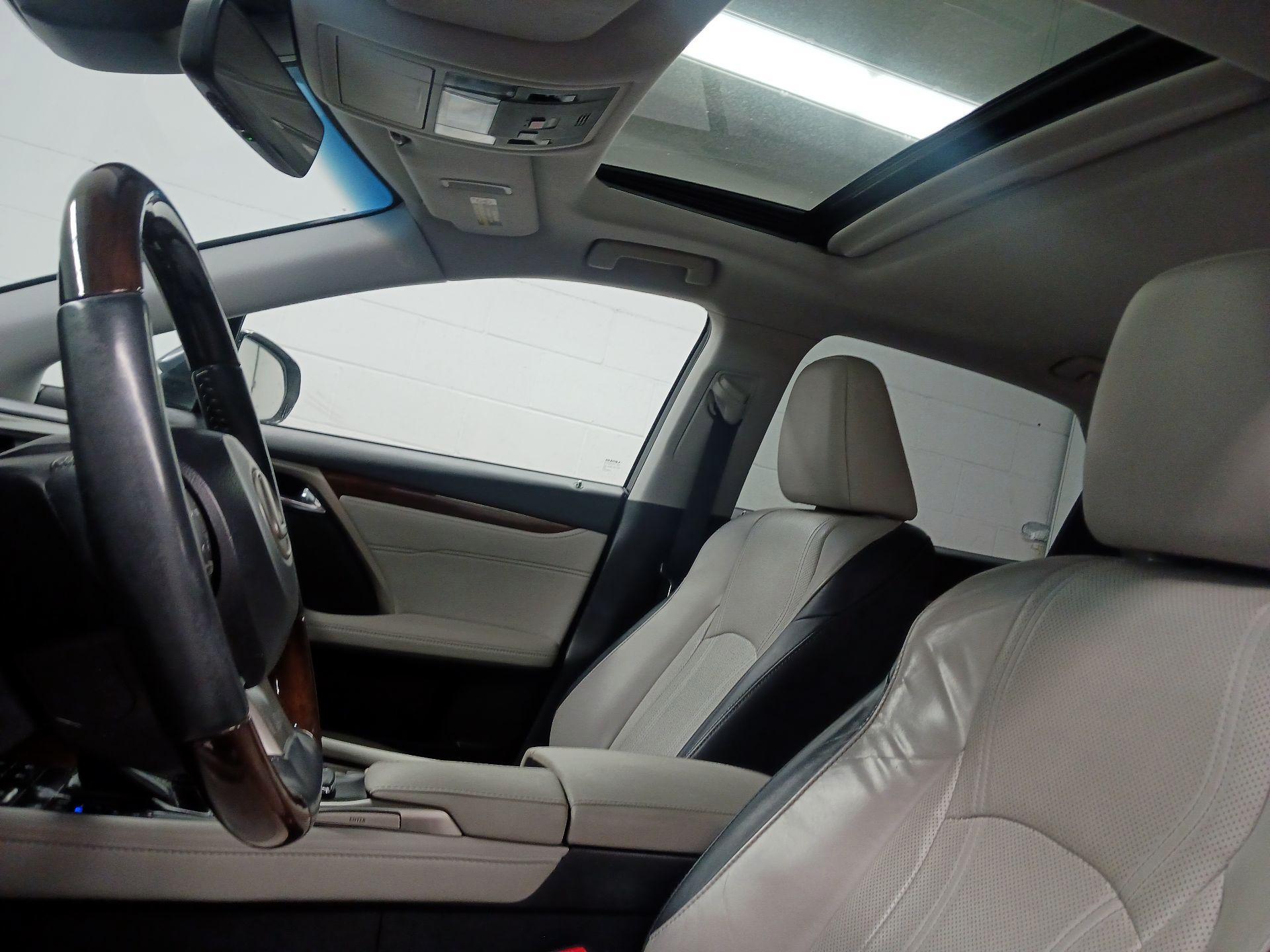 Thumbnail: 2017 Lexus RX - 19