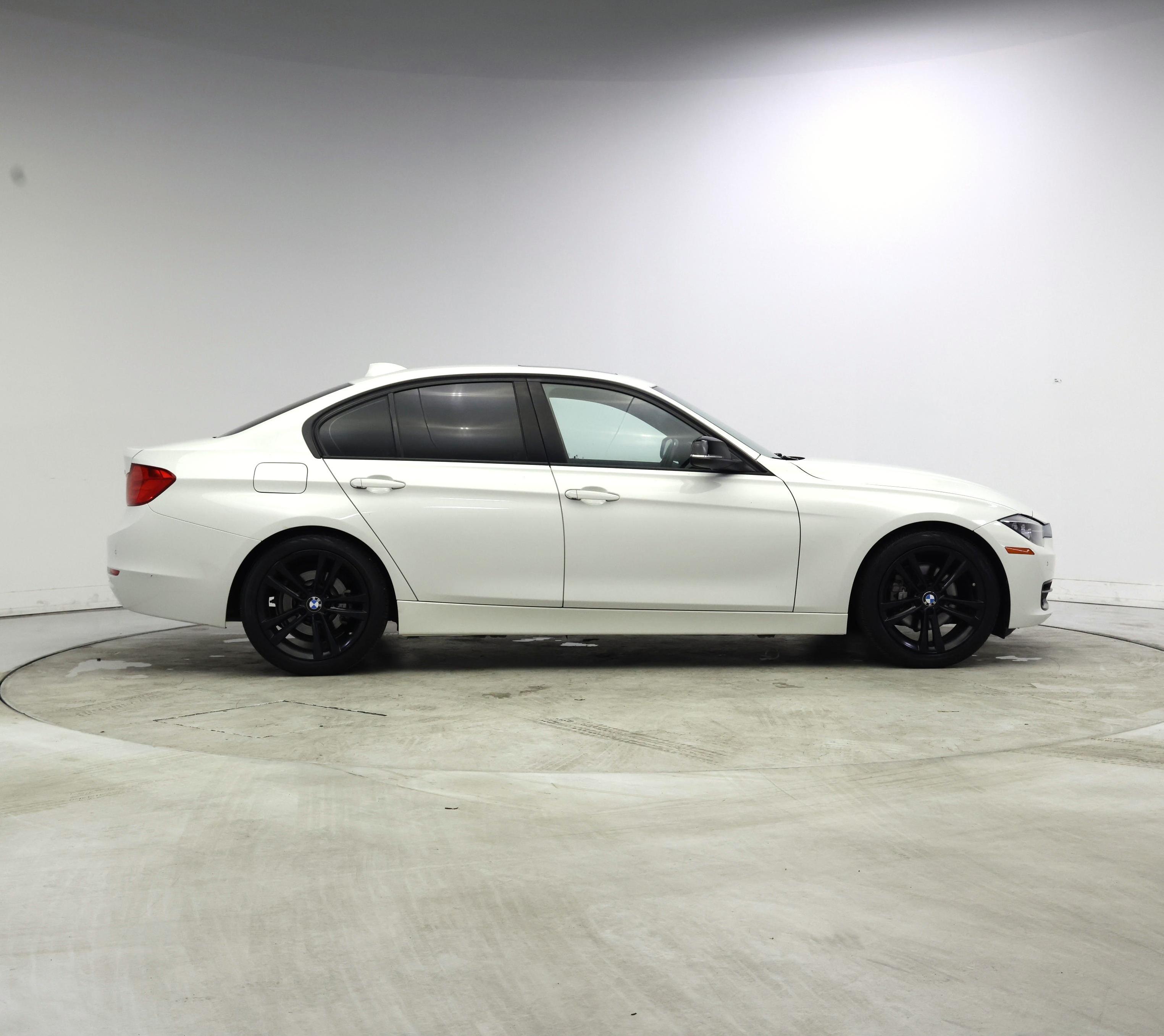 Thumbnail: 2015 BMW 3 Series - 7
