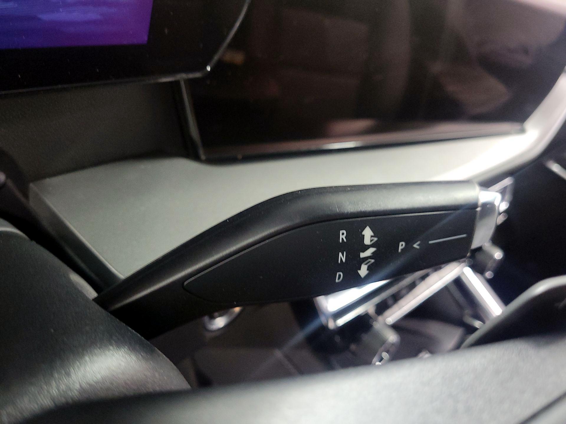 Thumbnail: 2025 Chevrolet Traverse - 16