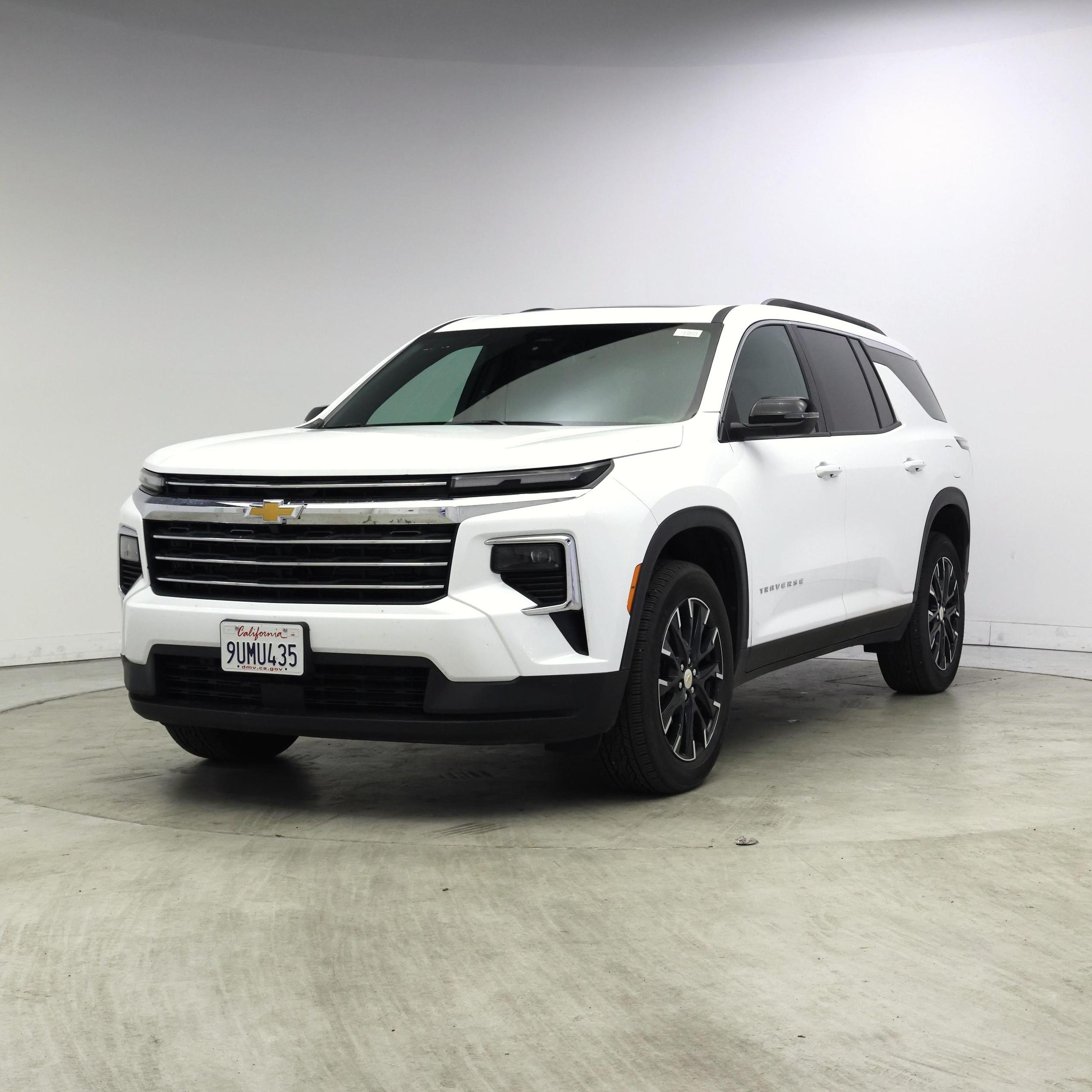 Thumbnail: 2025 Chevrolet Traverse - 4