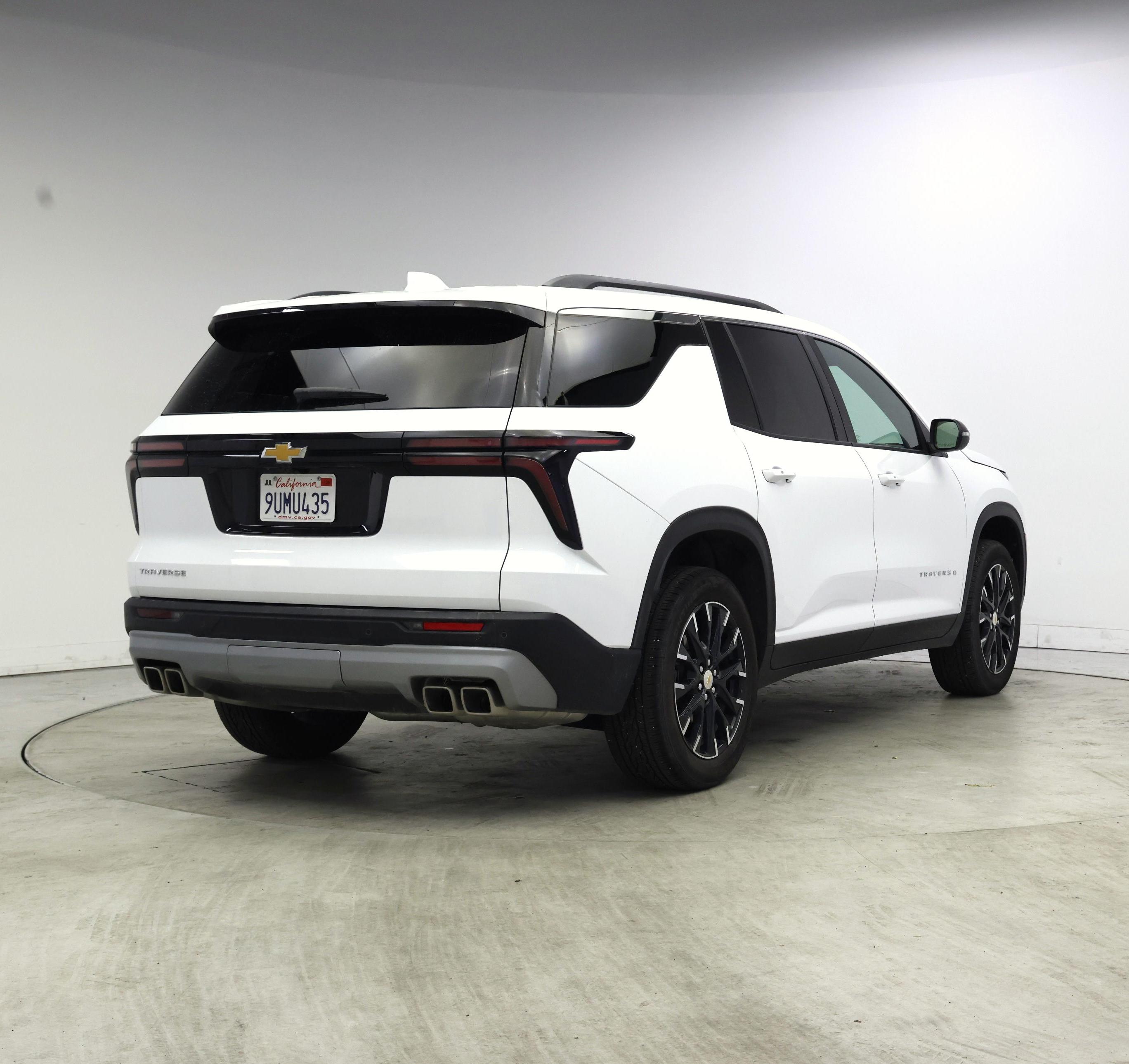 Thumbnail: 2025 Chevrolet Traverse - 8