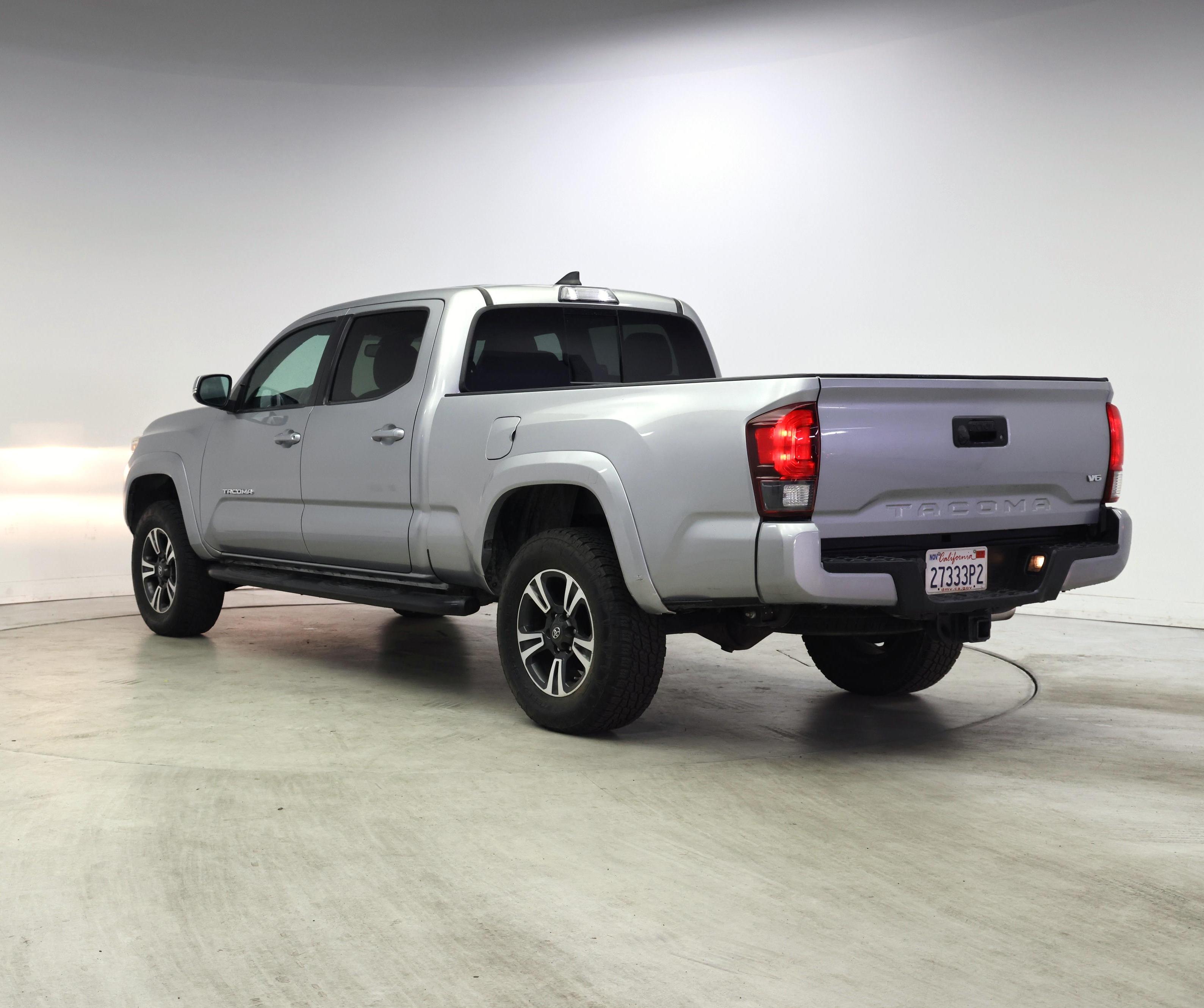Thumbnail: 2019 Toyota Tacoma - 2