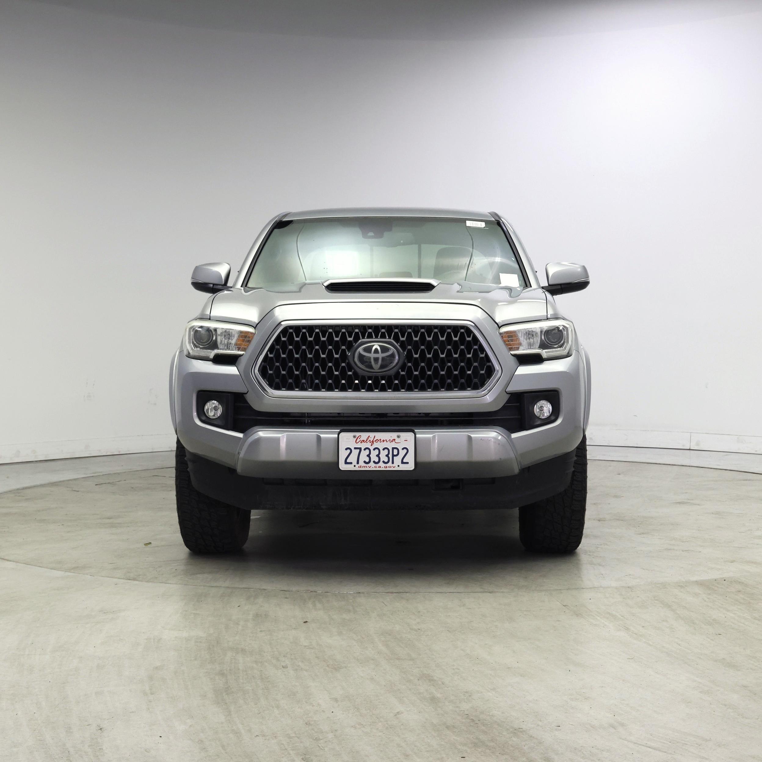 Thumbnail: 2019 Toyota Tacoma - 5