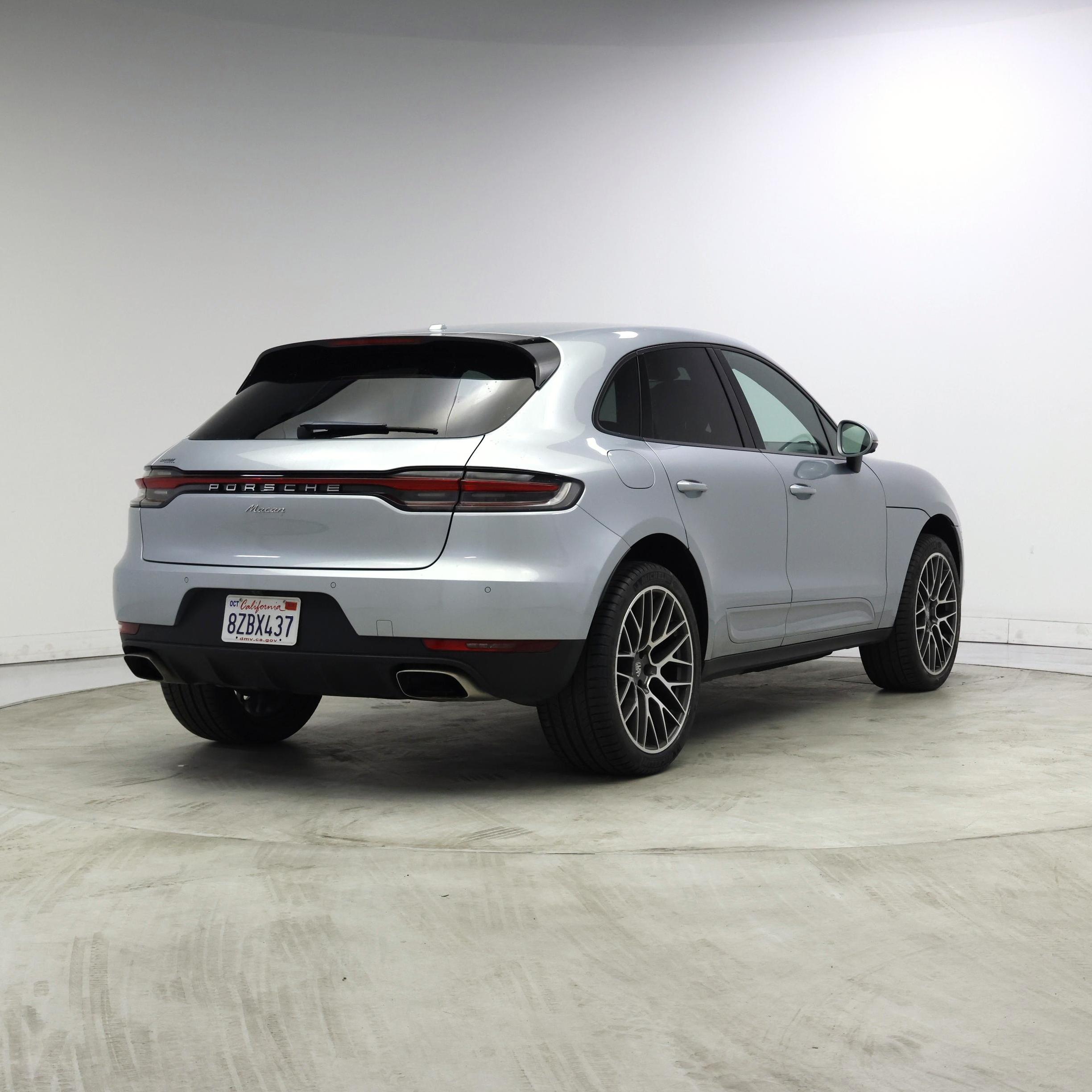 Thumbnail: 2020 Porsche Macan - 8