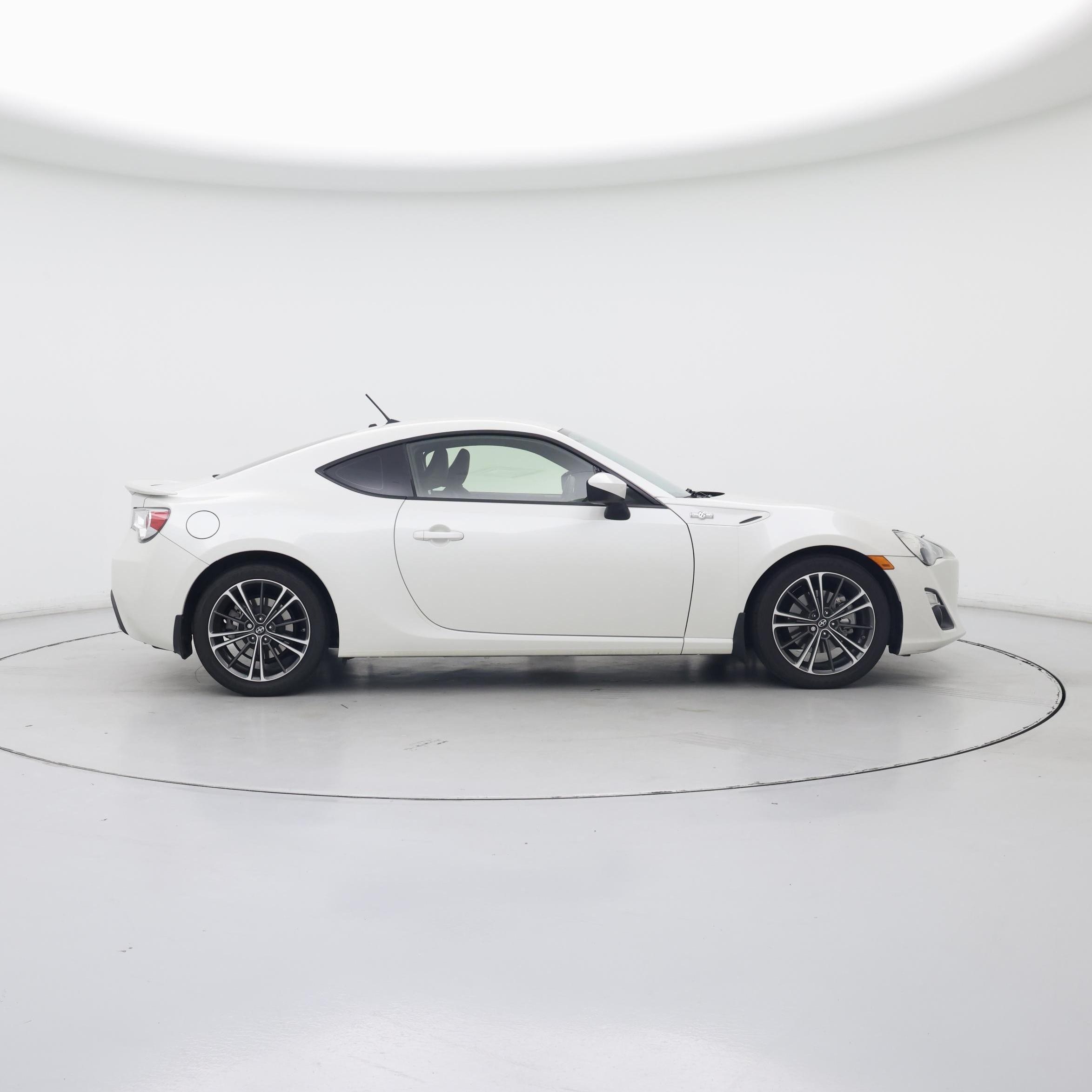 Thumbnail: 2014 Scion FR-S - 7