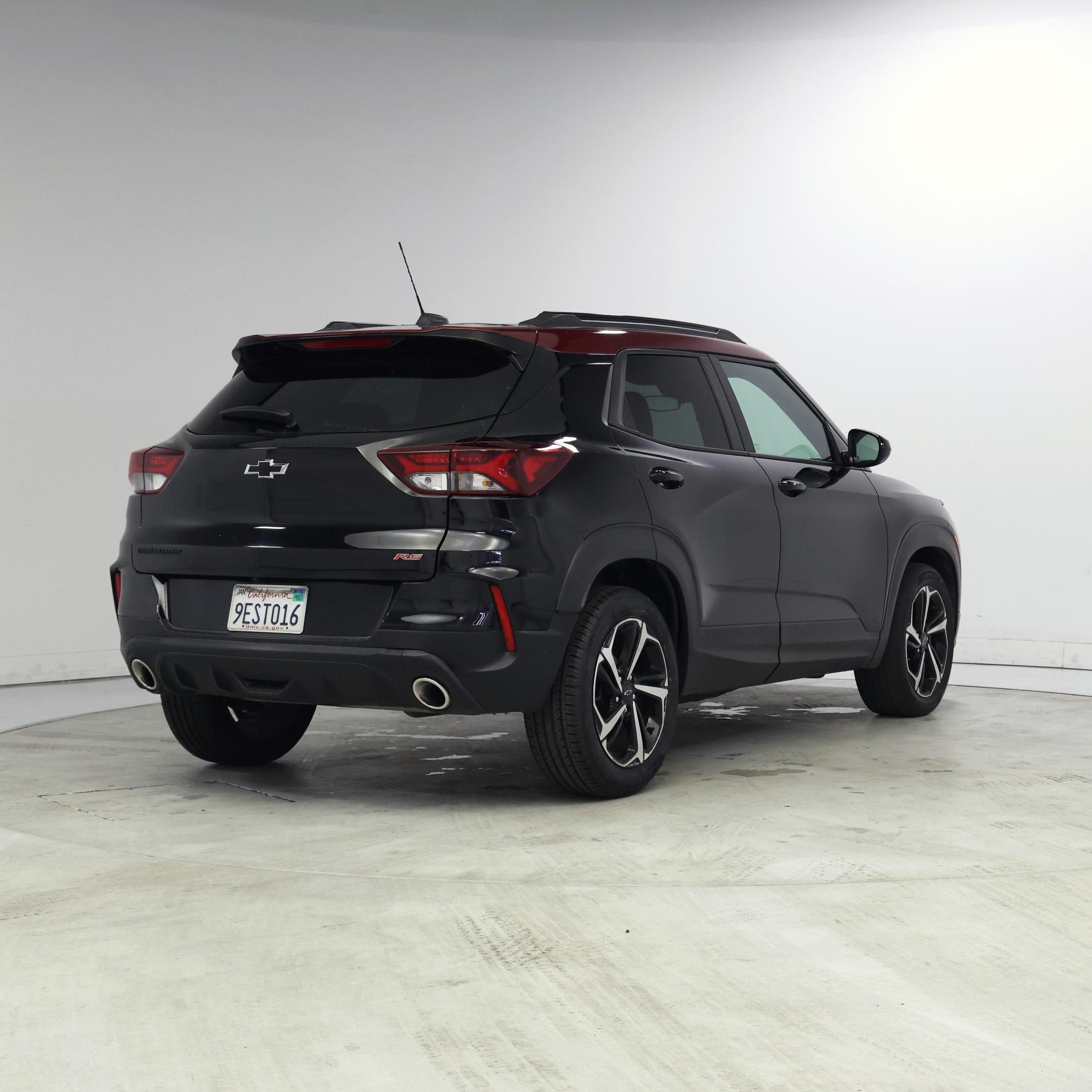 Thumbnail: 2023 Chevrolet TrailBlazer - 8