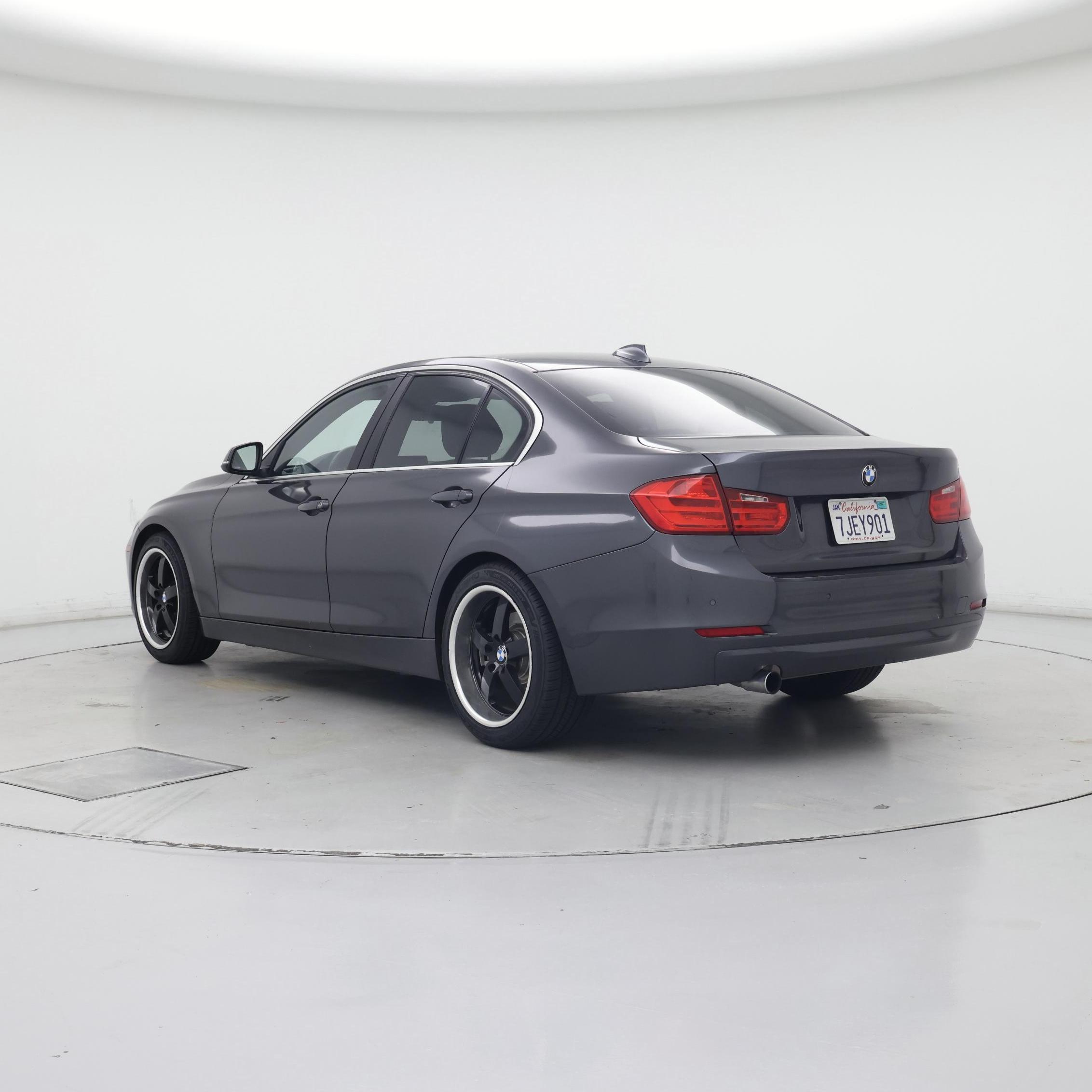Thumbnail: 2015 BMW 3 Series - 2