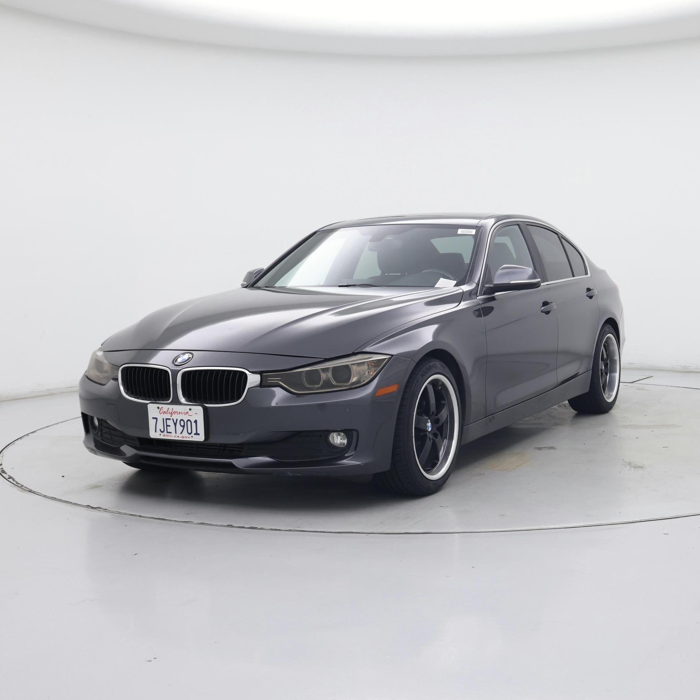 Thumbnail: 2015 BMW 3 Series - 4