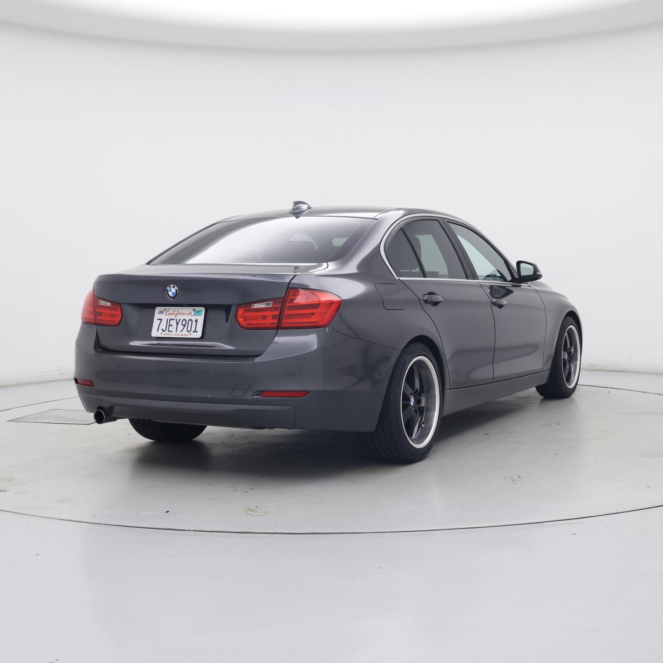 Thumbnail: 2015 BMW 3 Series - 8