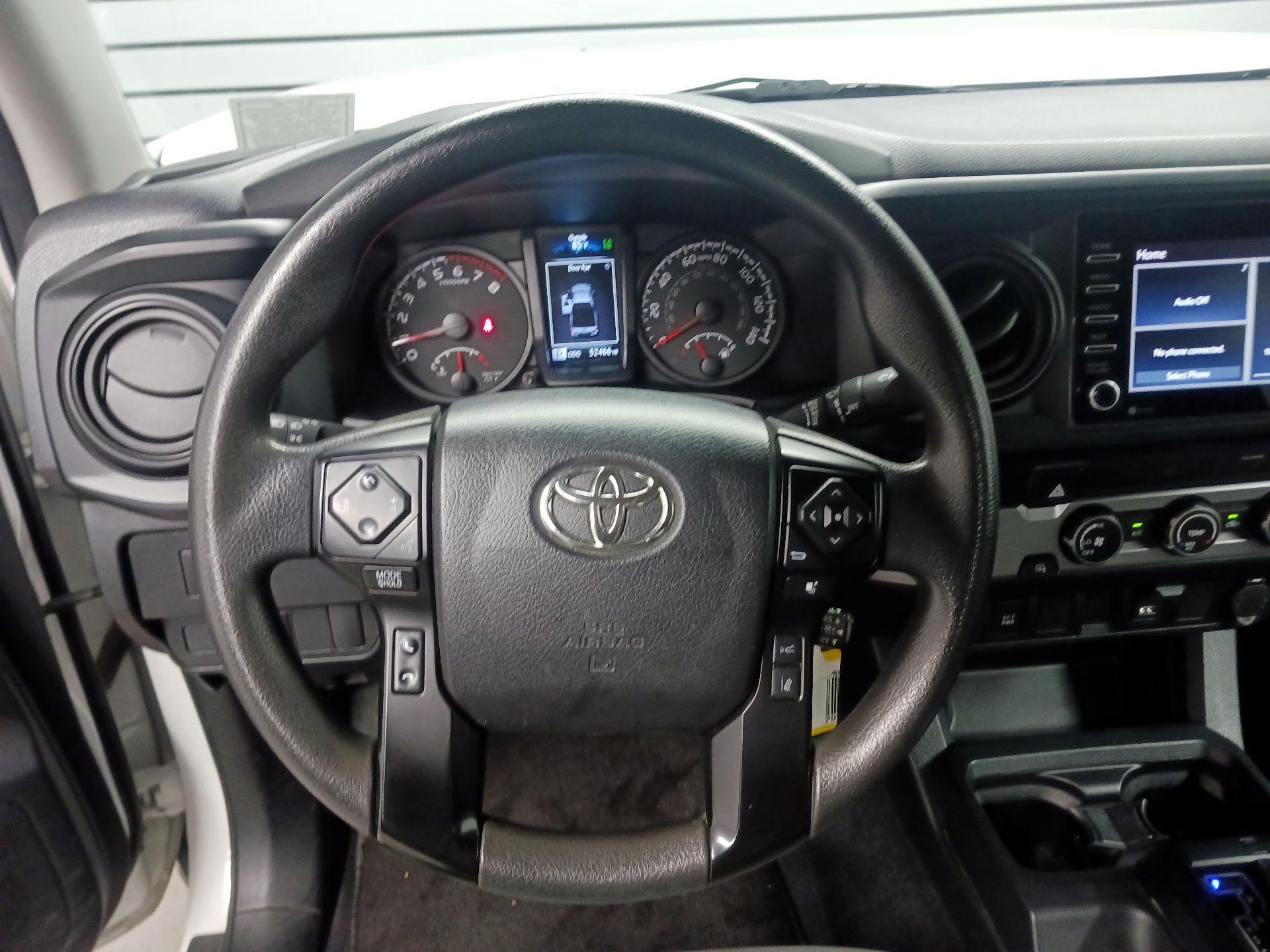 Thumbnail: 2022 Toyota Tacoma - 10