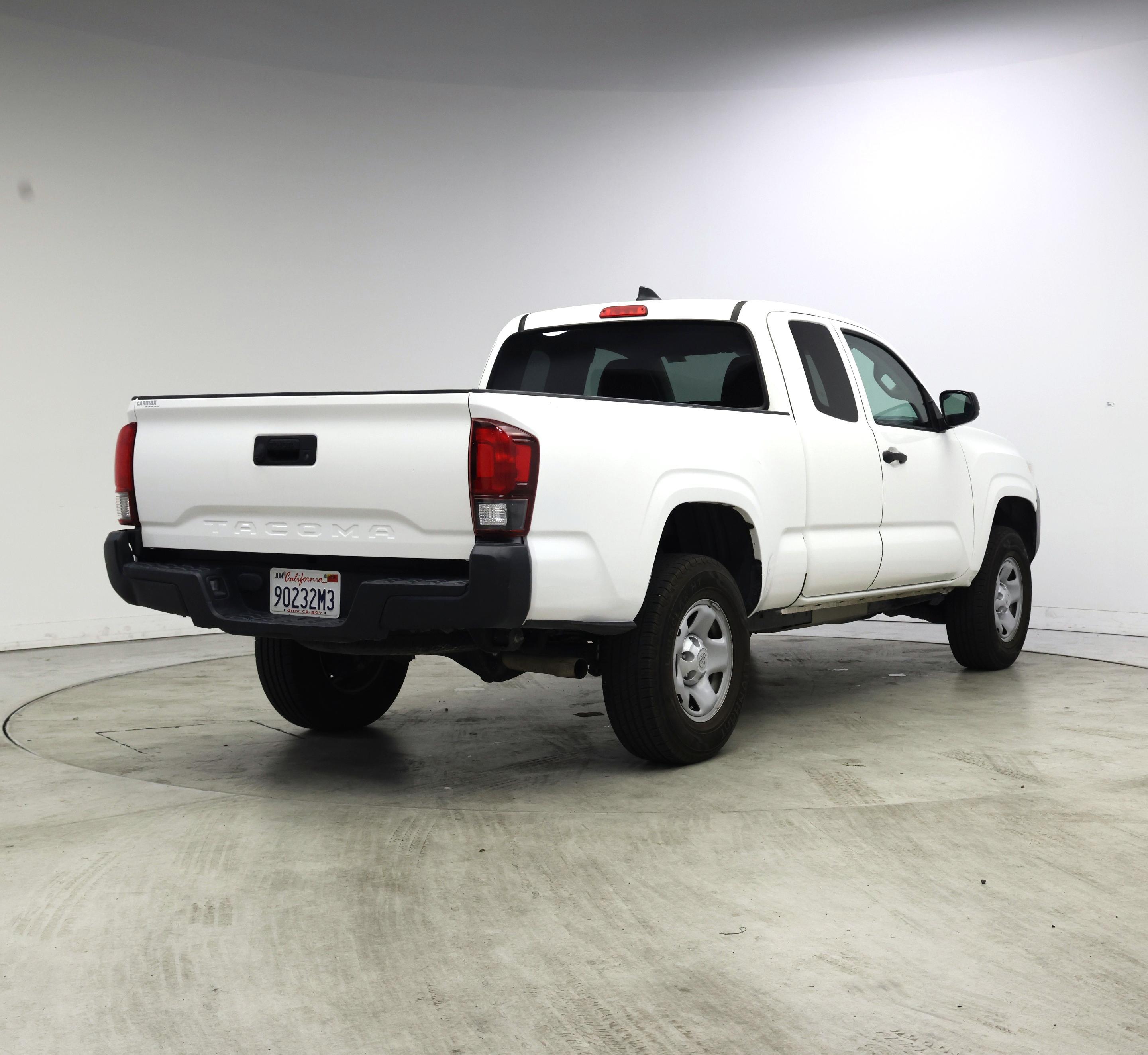 Thumbnail: 2022 Toyota Tacoma - 8