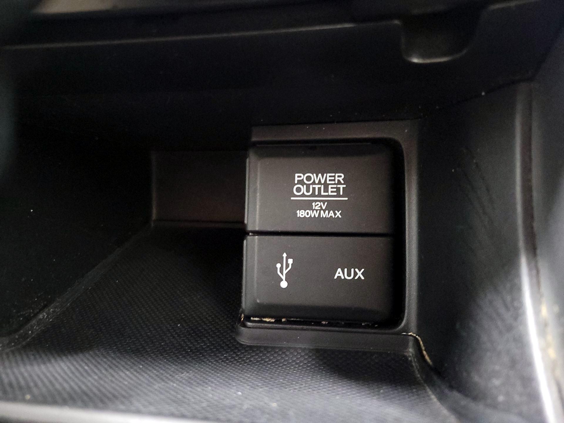 Thumbnail: 2015 Honda Accord - 16