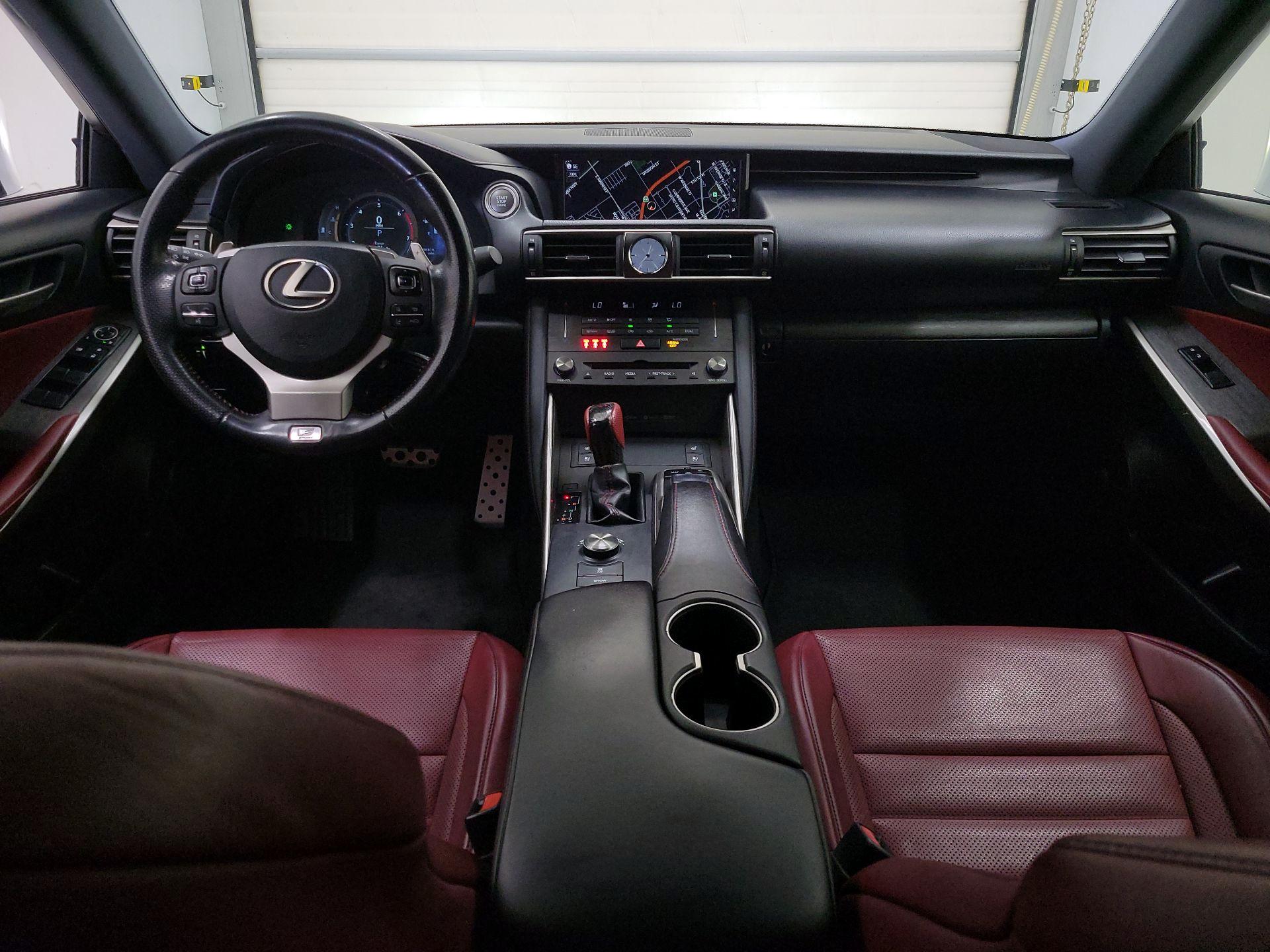 Thumbnail: 2019 Lexus IS - 9