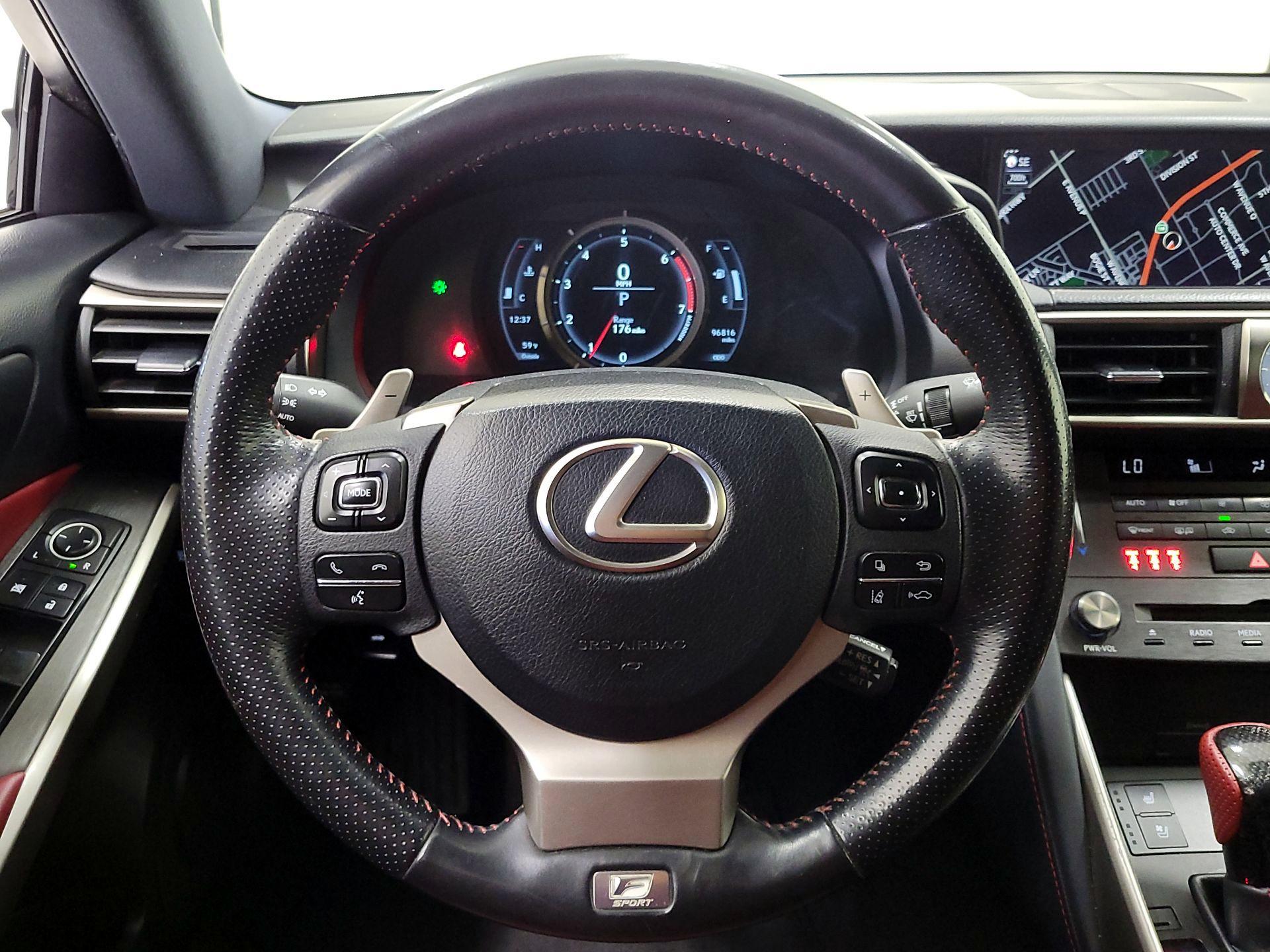 Thumbnail: 2019 Lexus IS - 10