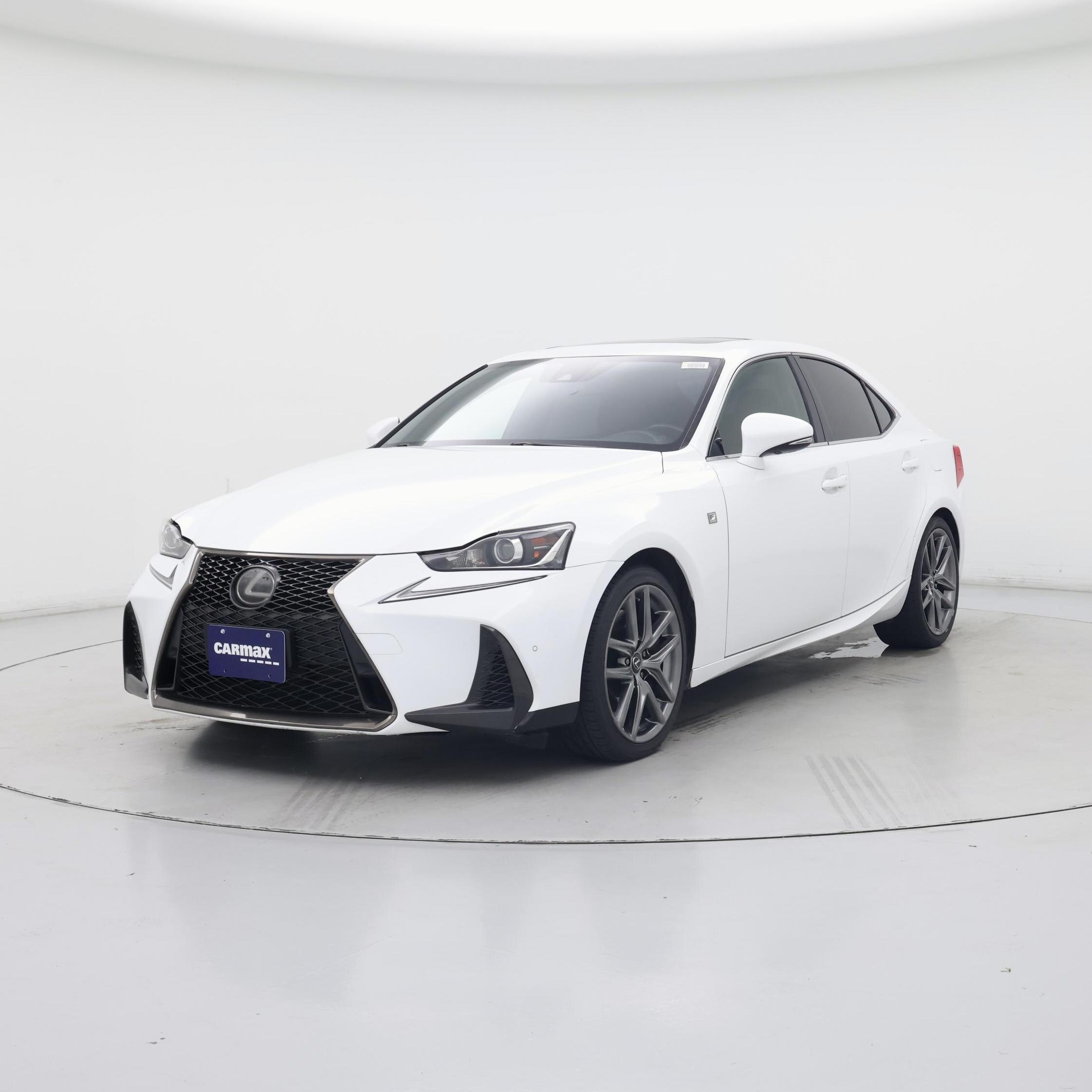 Thumbnail: 2019 Lexus IS - 4