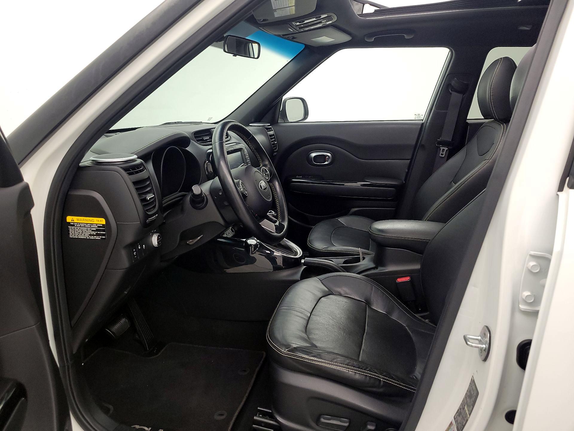 Thumbnail: 2015 Kia Soul - 9