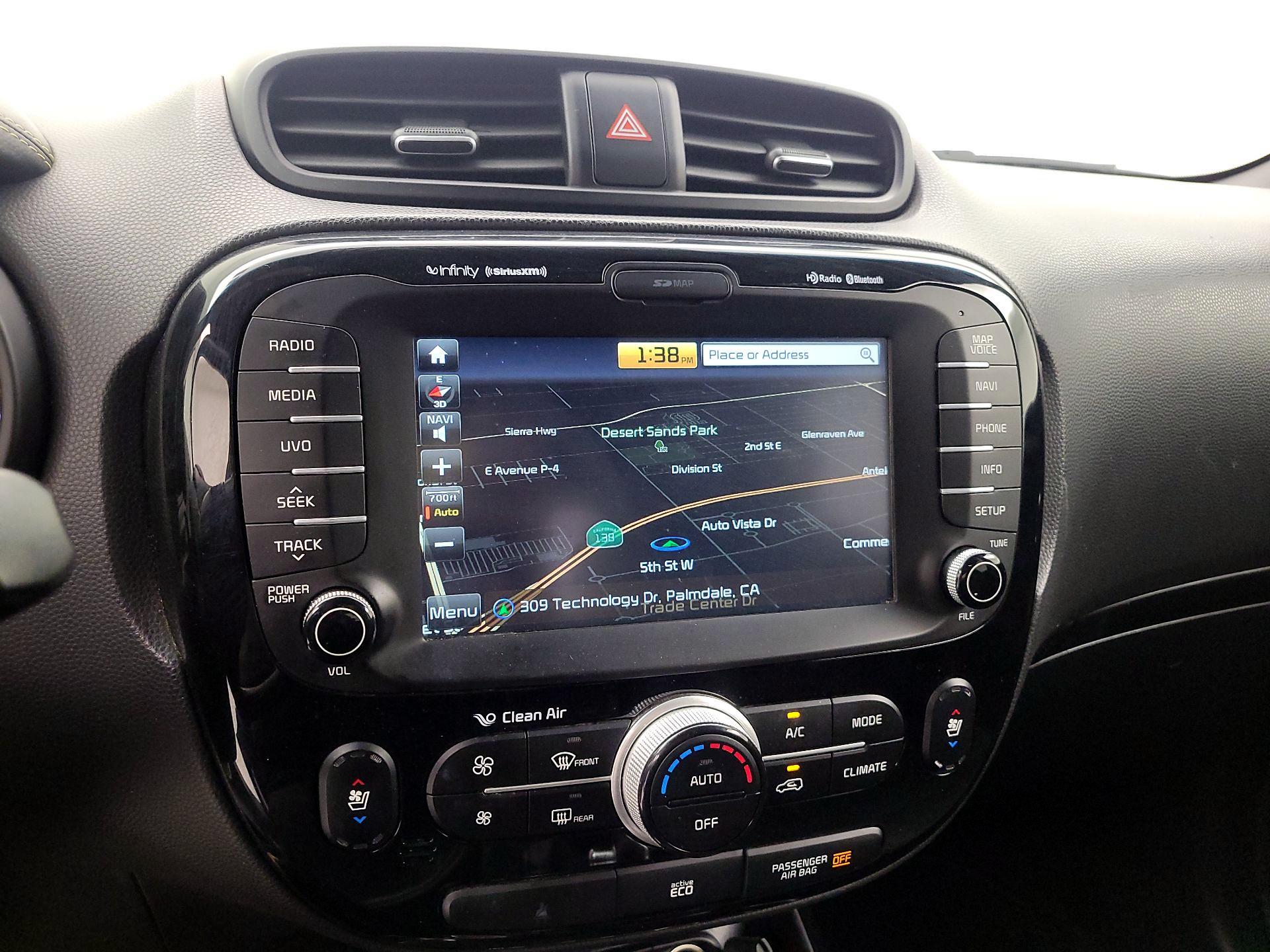 Thumbnail: 2015 Kia Soul - 12