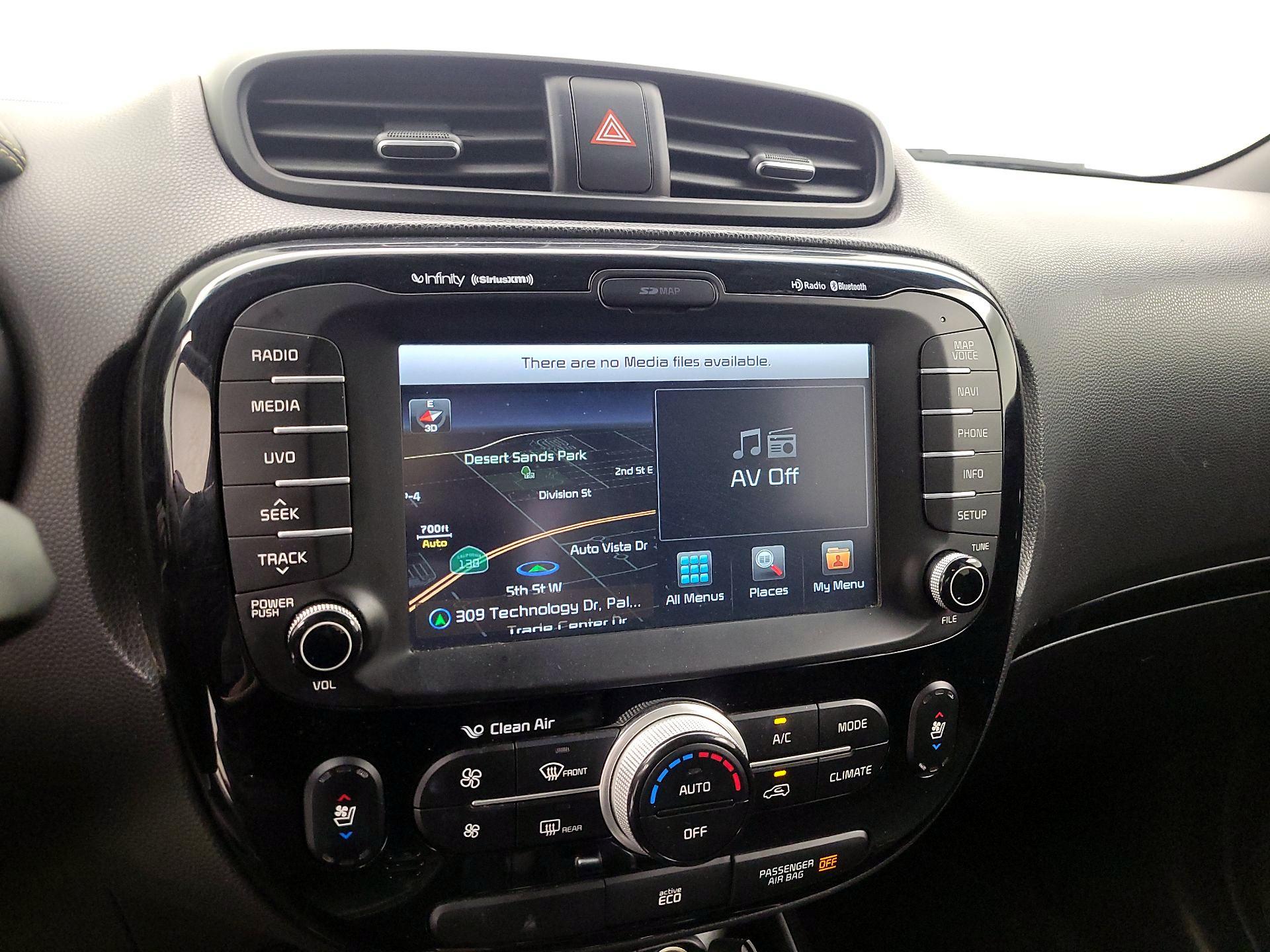 Thumbnail: 2015 Kia Soul - 14