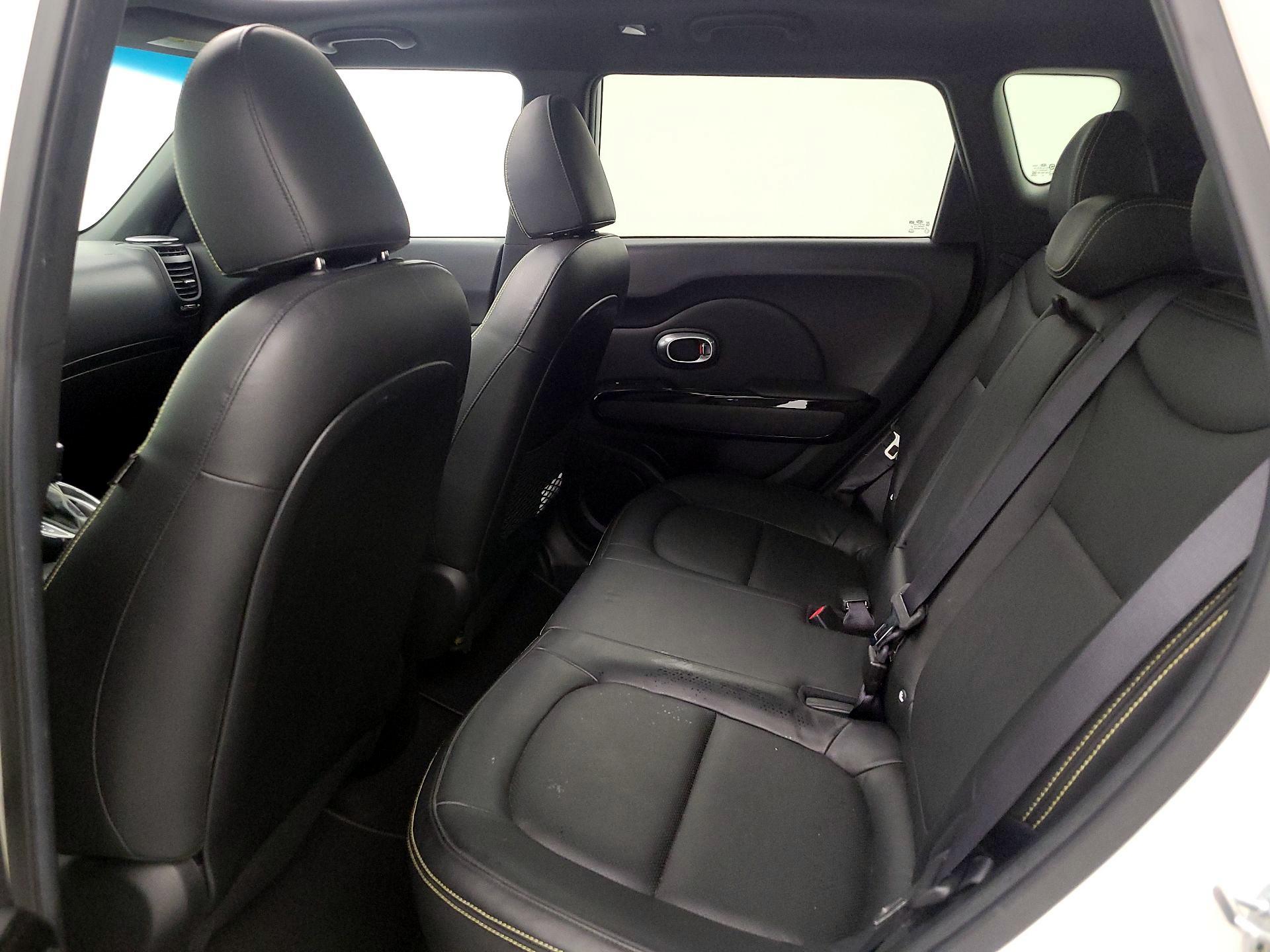 Thumbnail: 2015 Kia Soul - 19