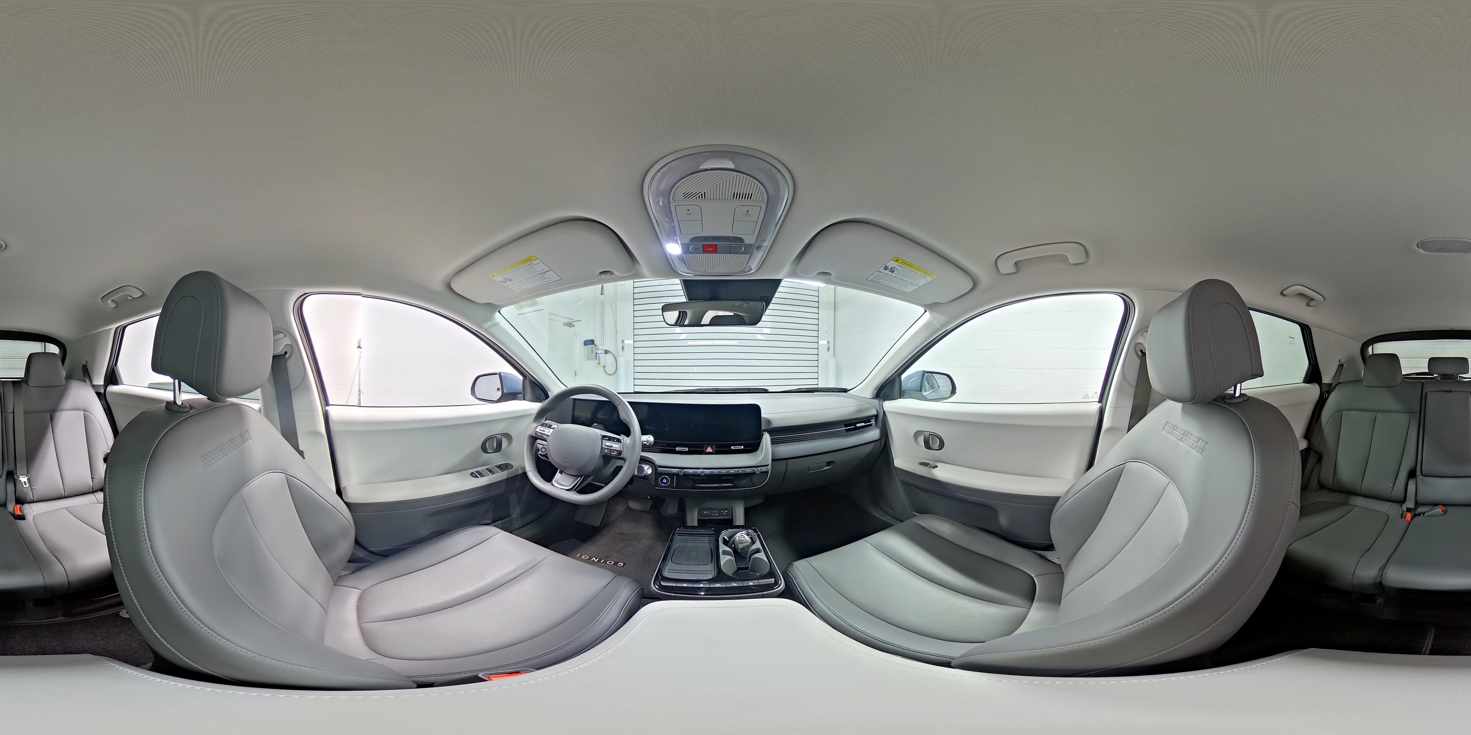 2025 Hyundai IONIQ 5 SEL - Photo 25