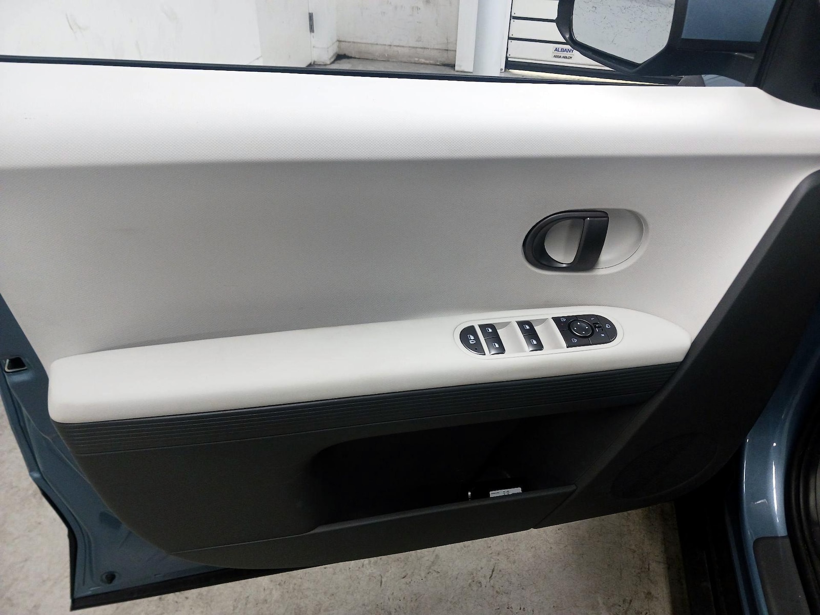 2025 Hyundai IONIQ 5 SEL - Photo 13